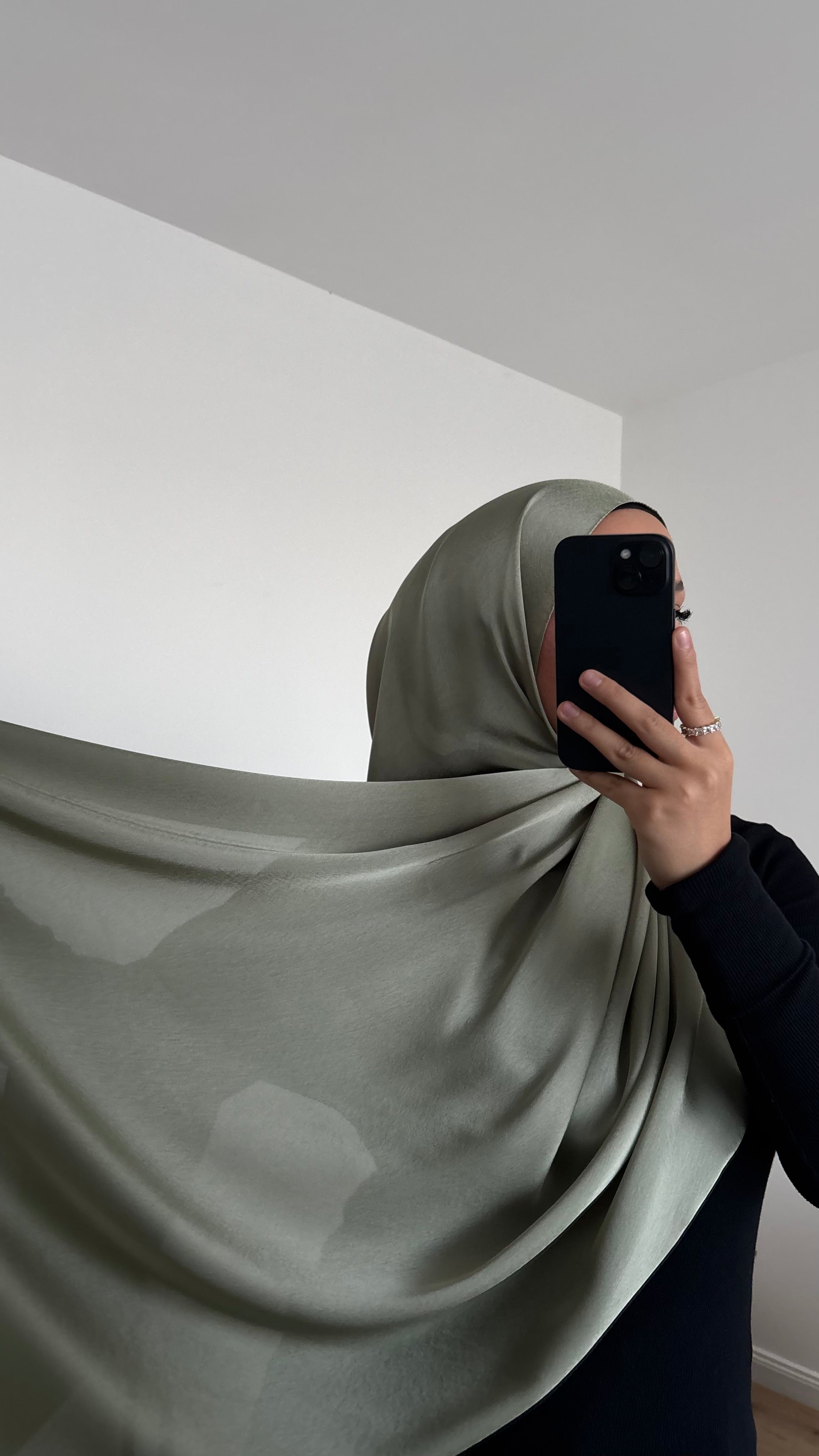 Janjan Hijab in Mint