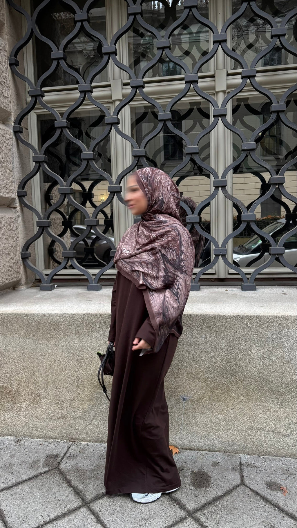 Ava Hijab in Braun
