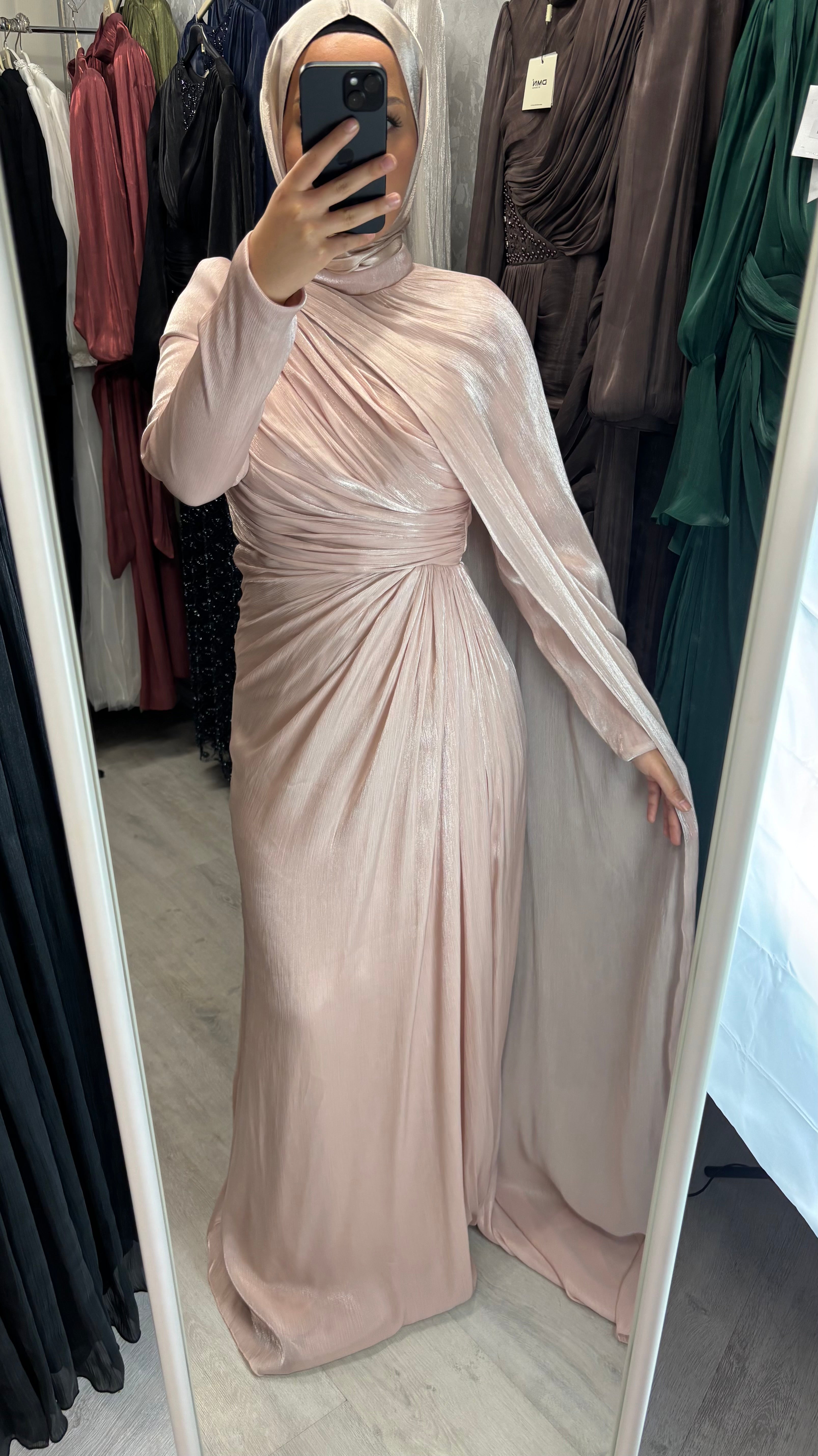 Robe de soirée Huda en rose