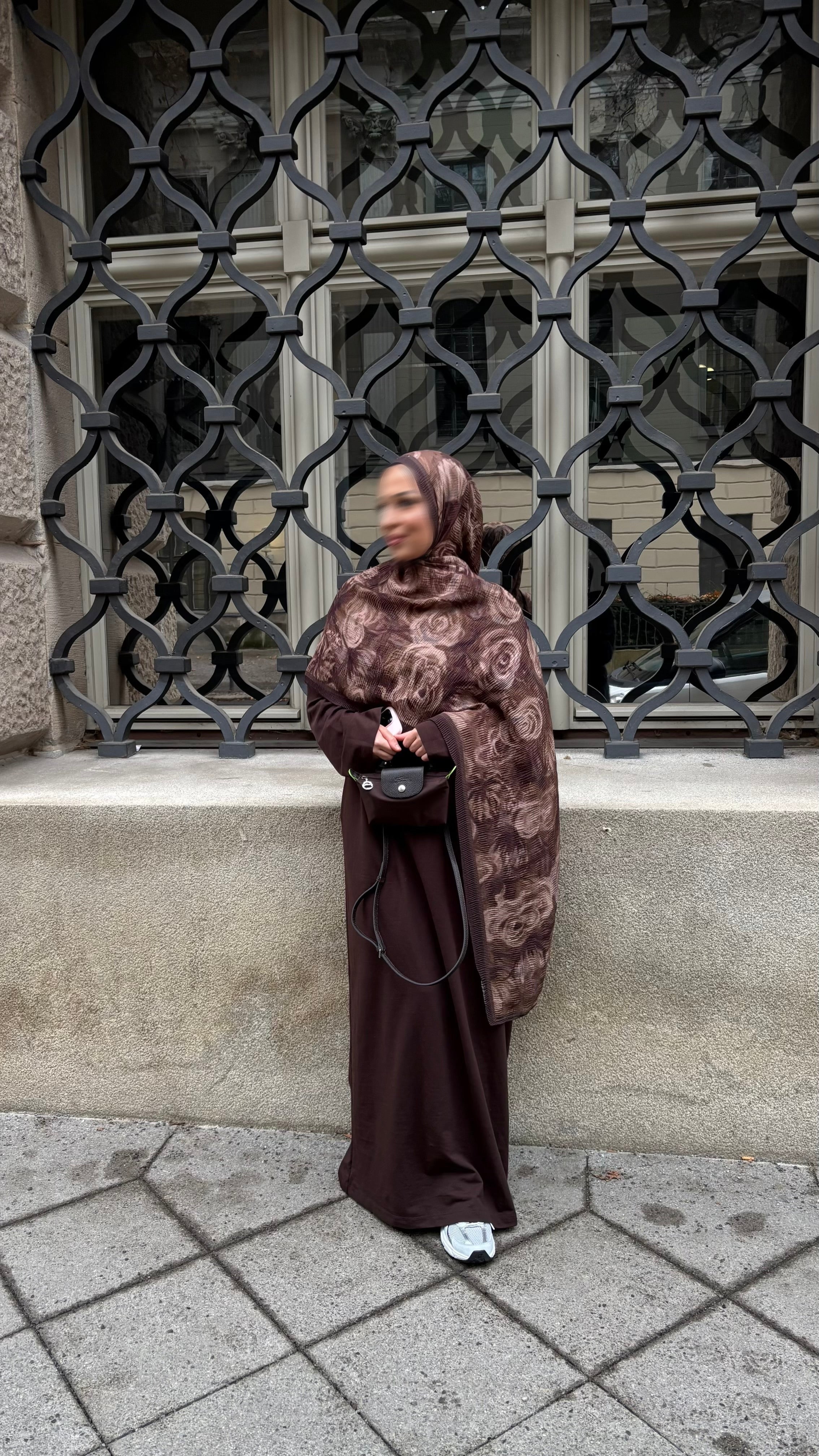 Velora Hijab in Braun