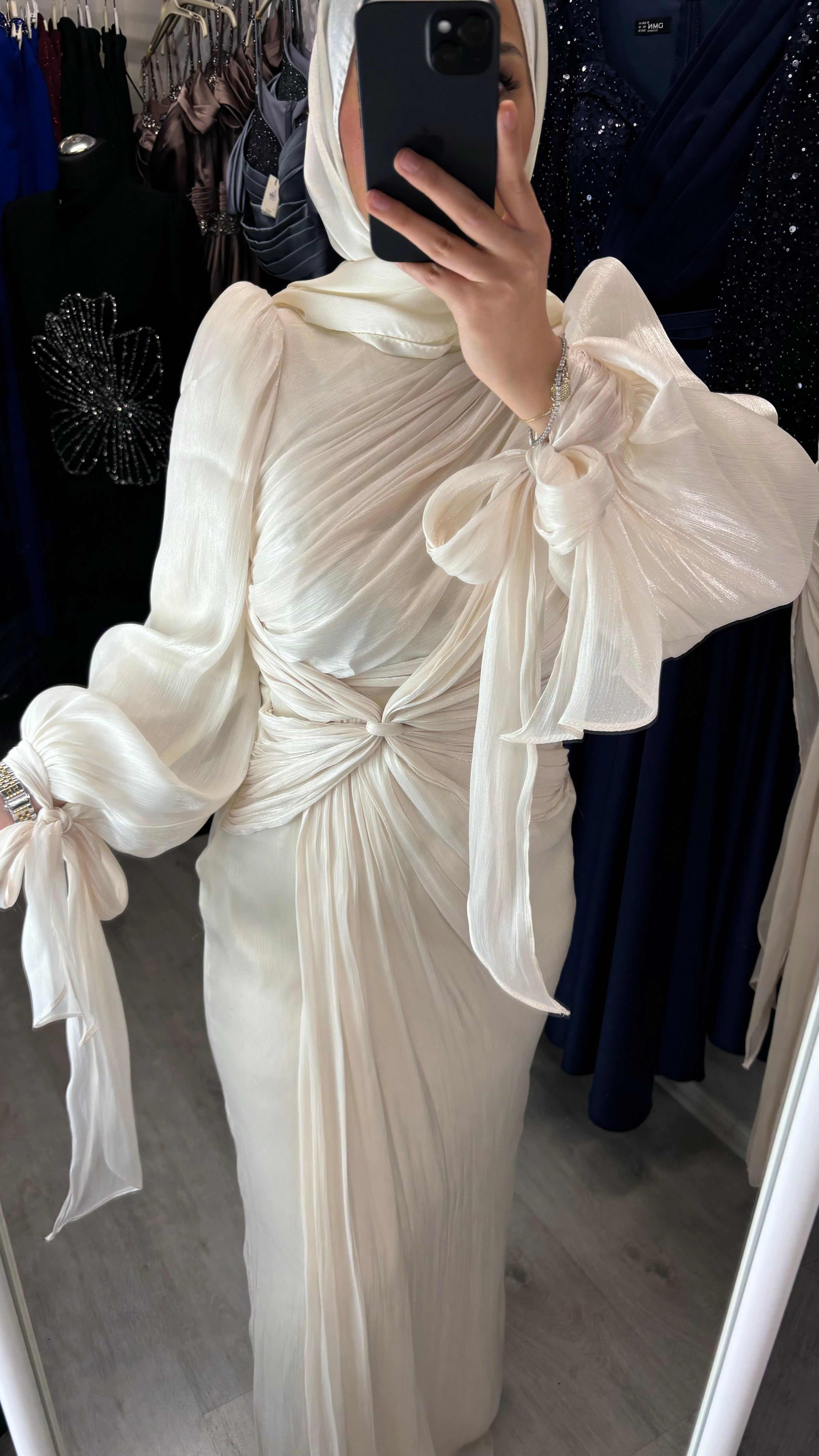 Alya Abendkleid in creme