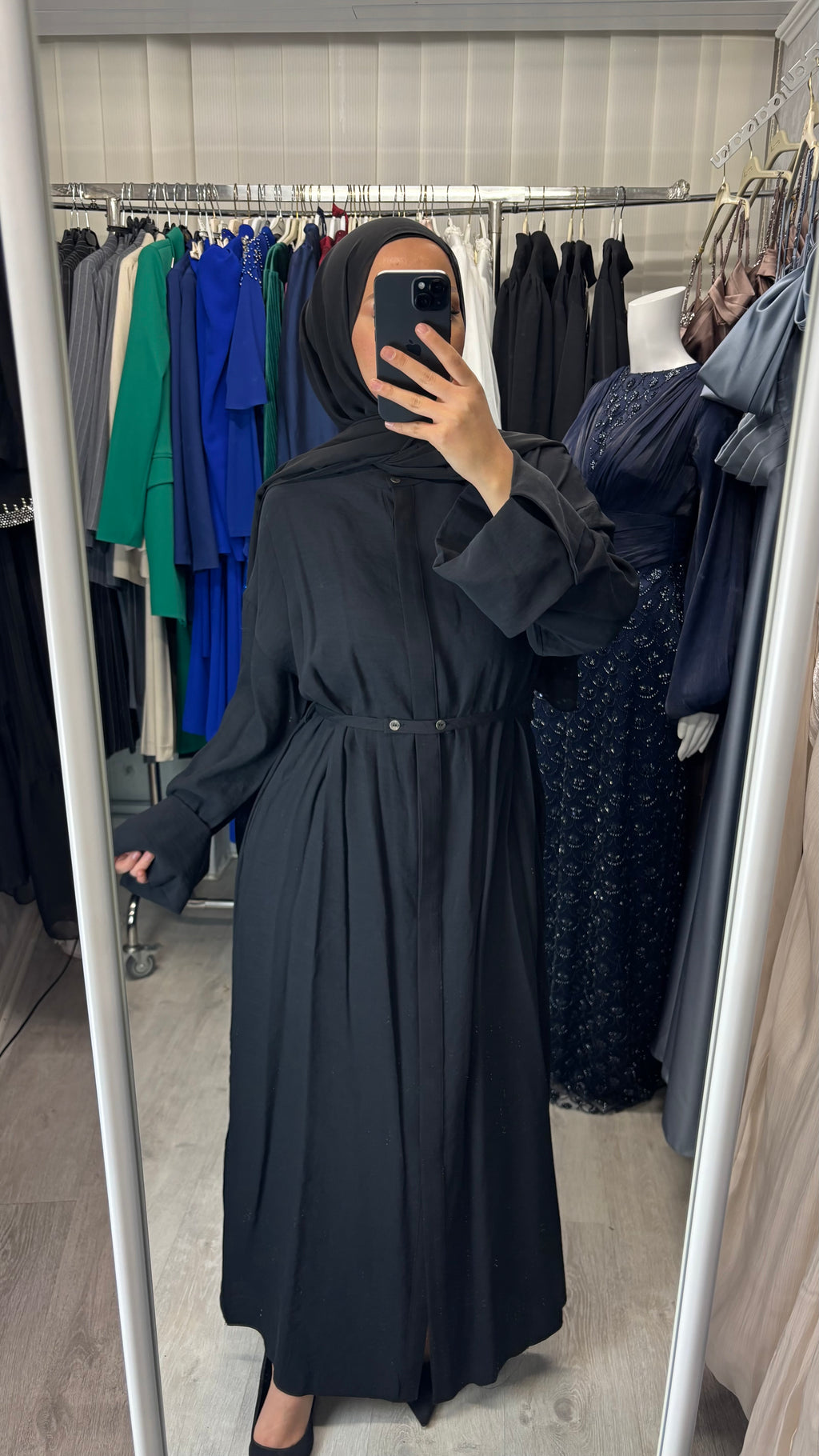 Seyra Armine Abaya