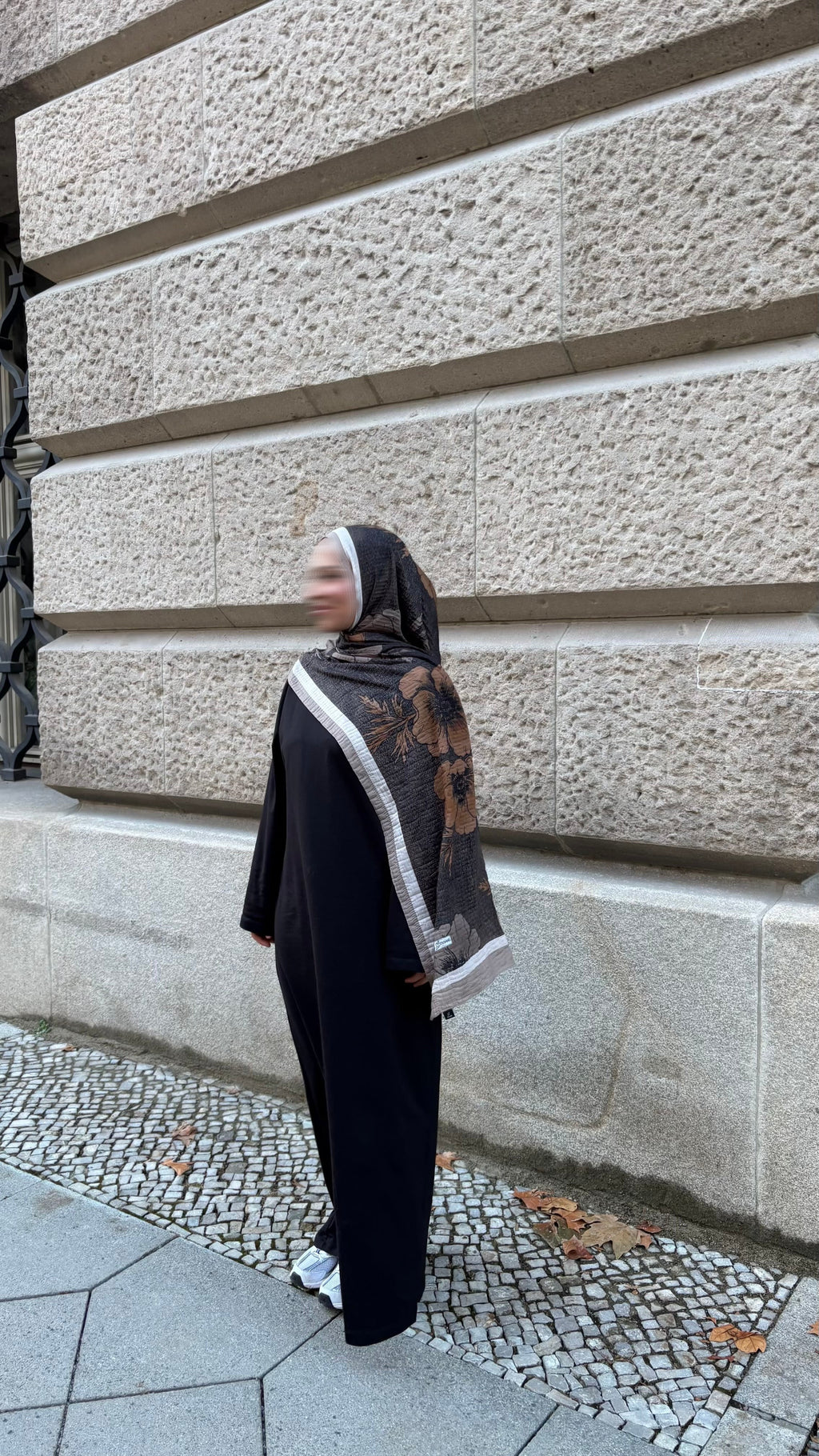 Rosea Hijab in Braun/Beige