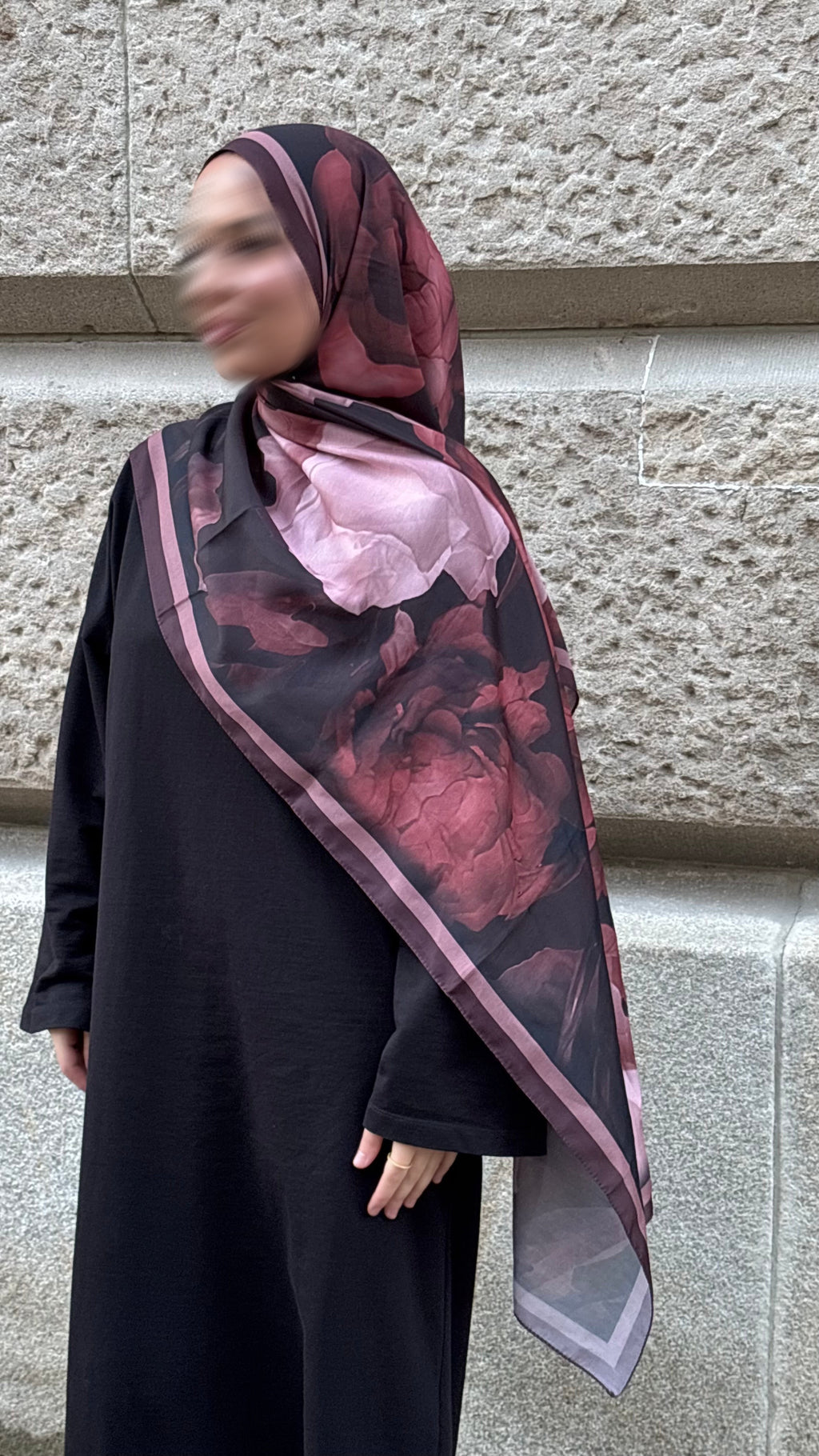 Bloom Hijab in Bordeaux