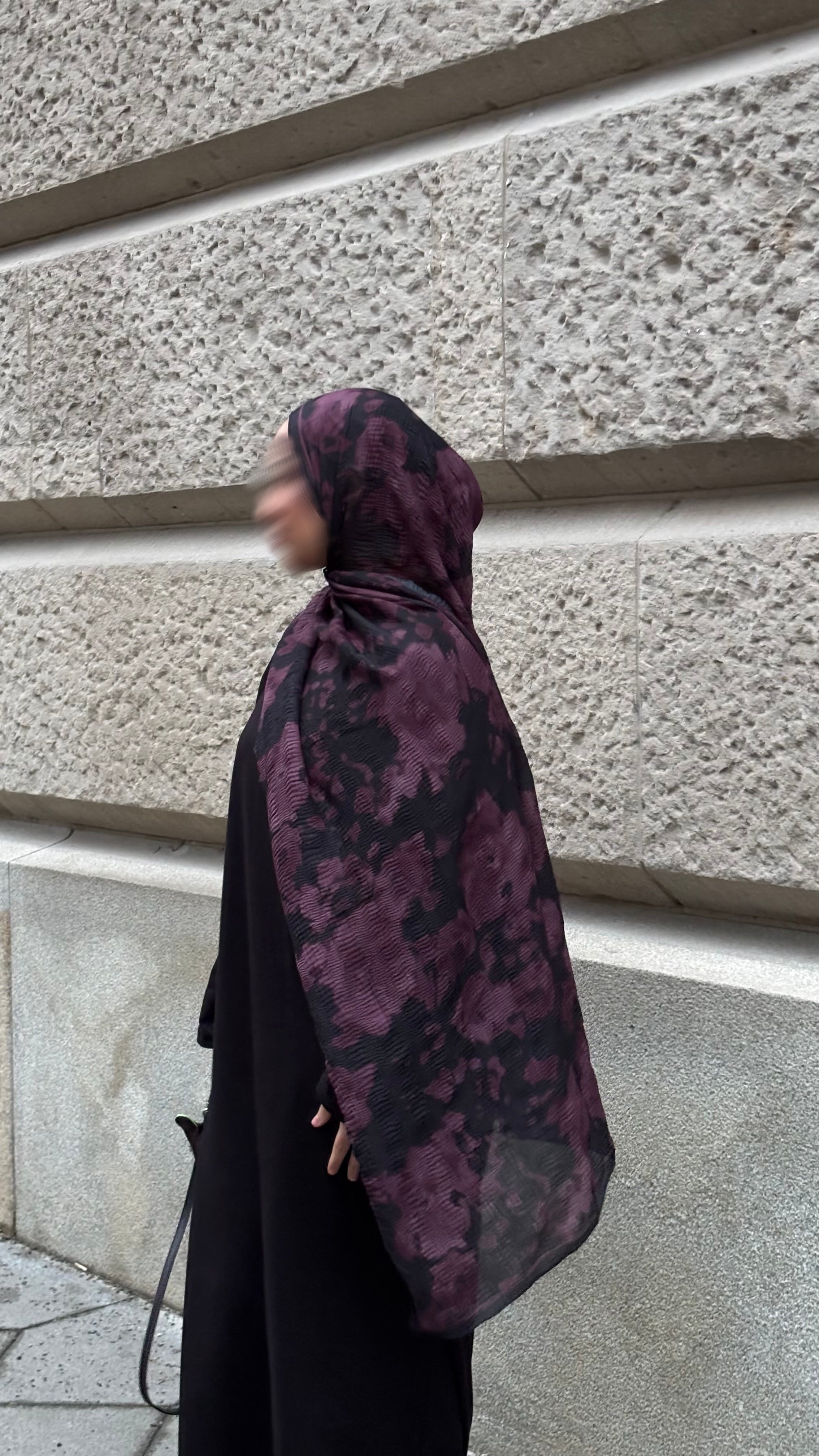 Ophelia Hijab in Schwarz/Bordeaux