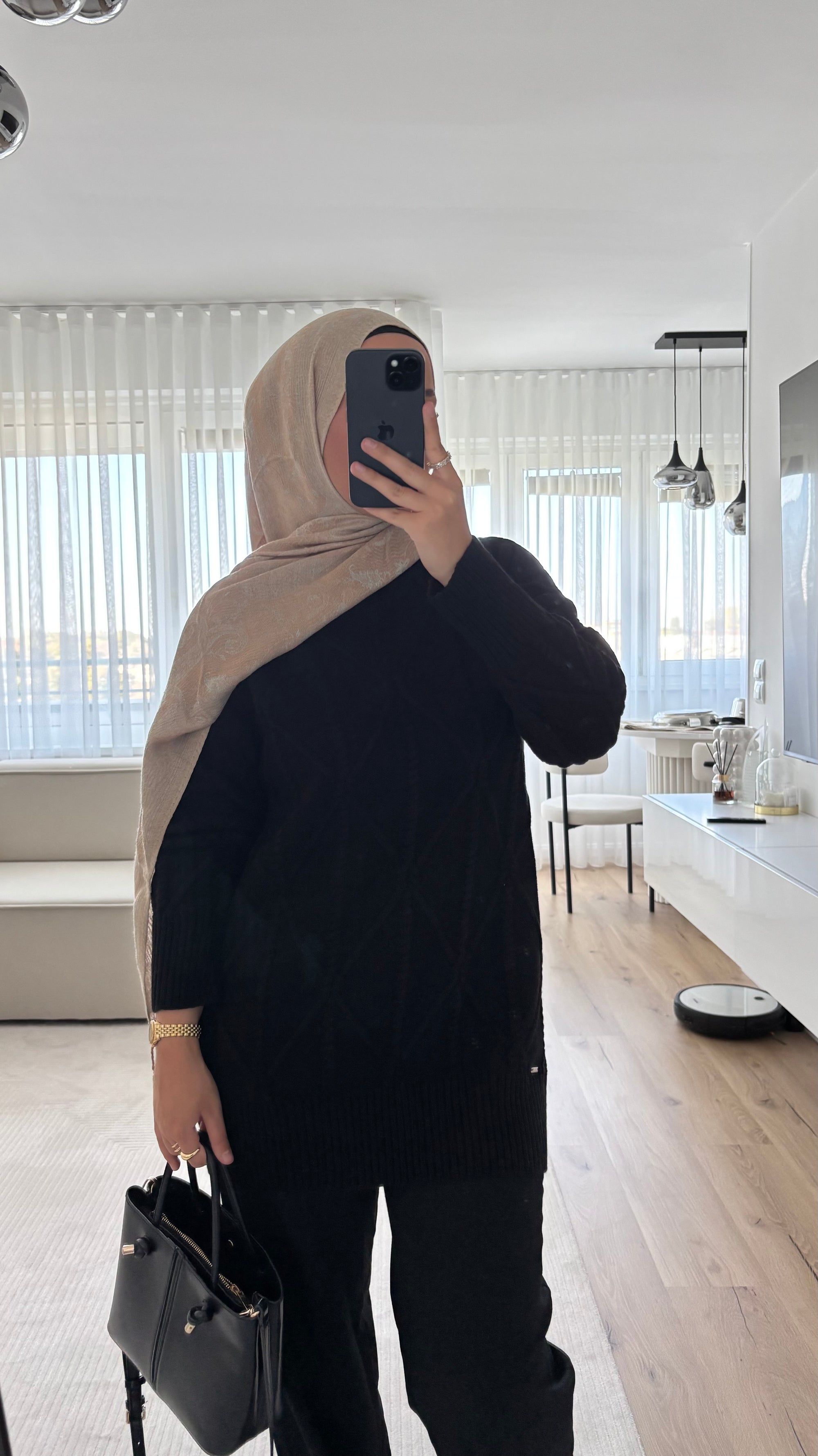 Liora Pullover