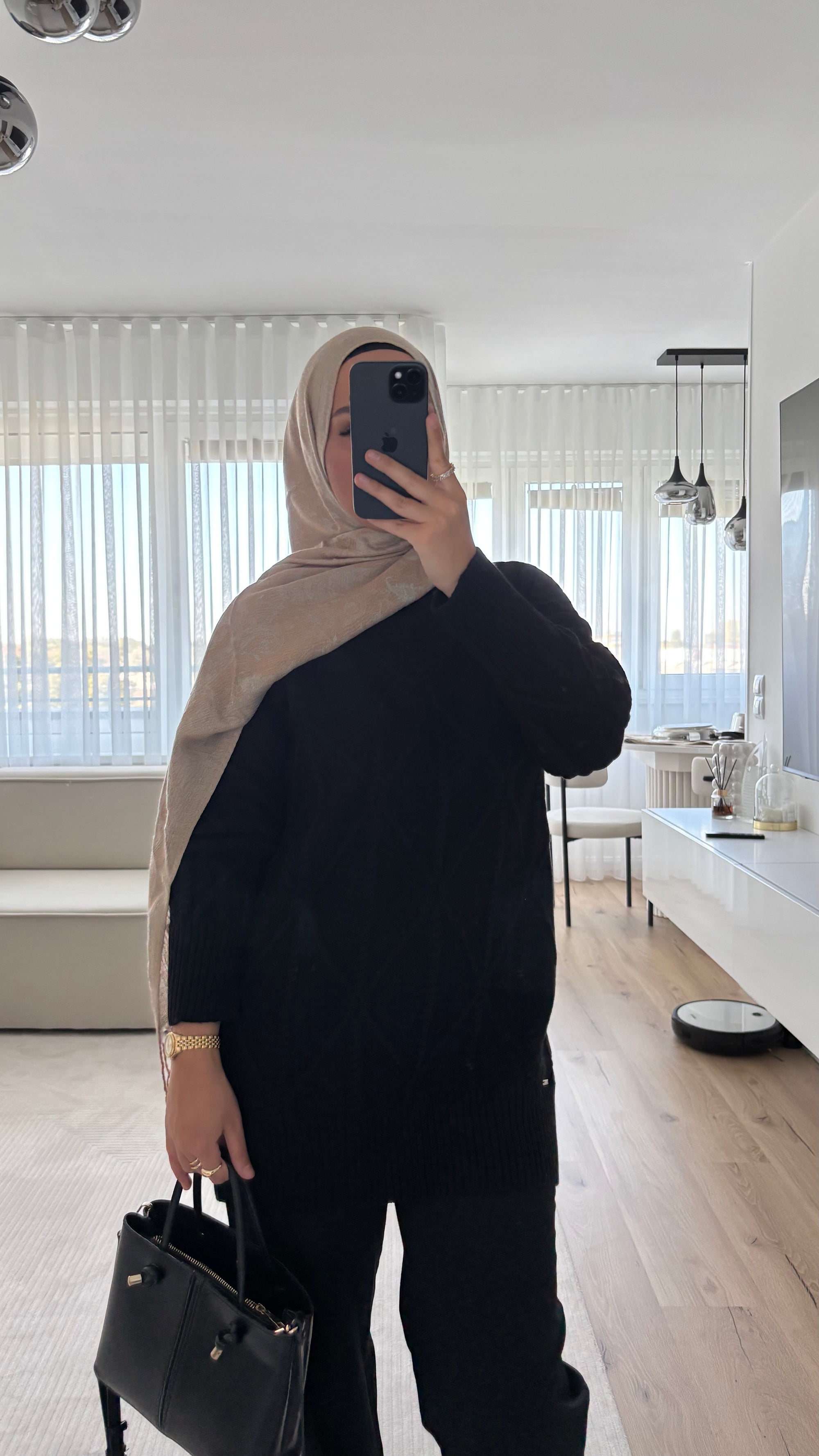 Liora Pullover