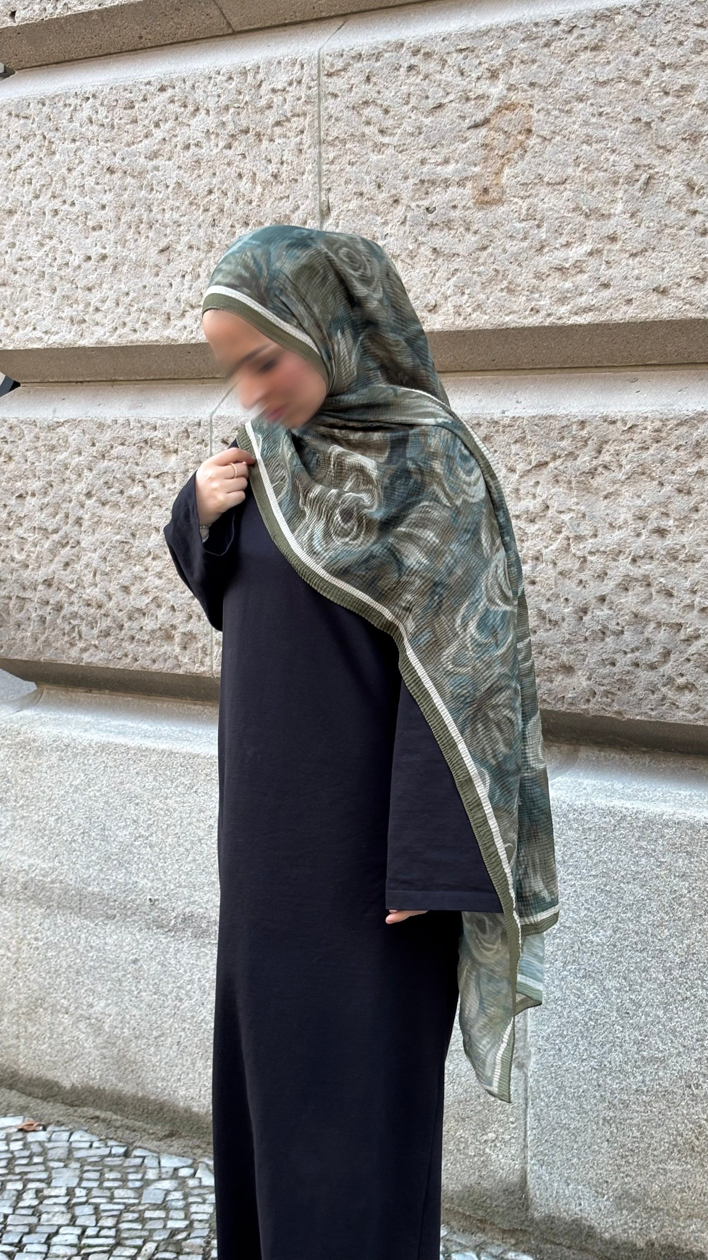 Velora Hijab in Khaki