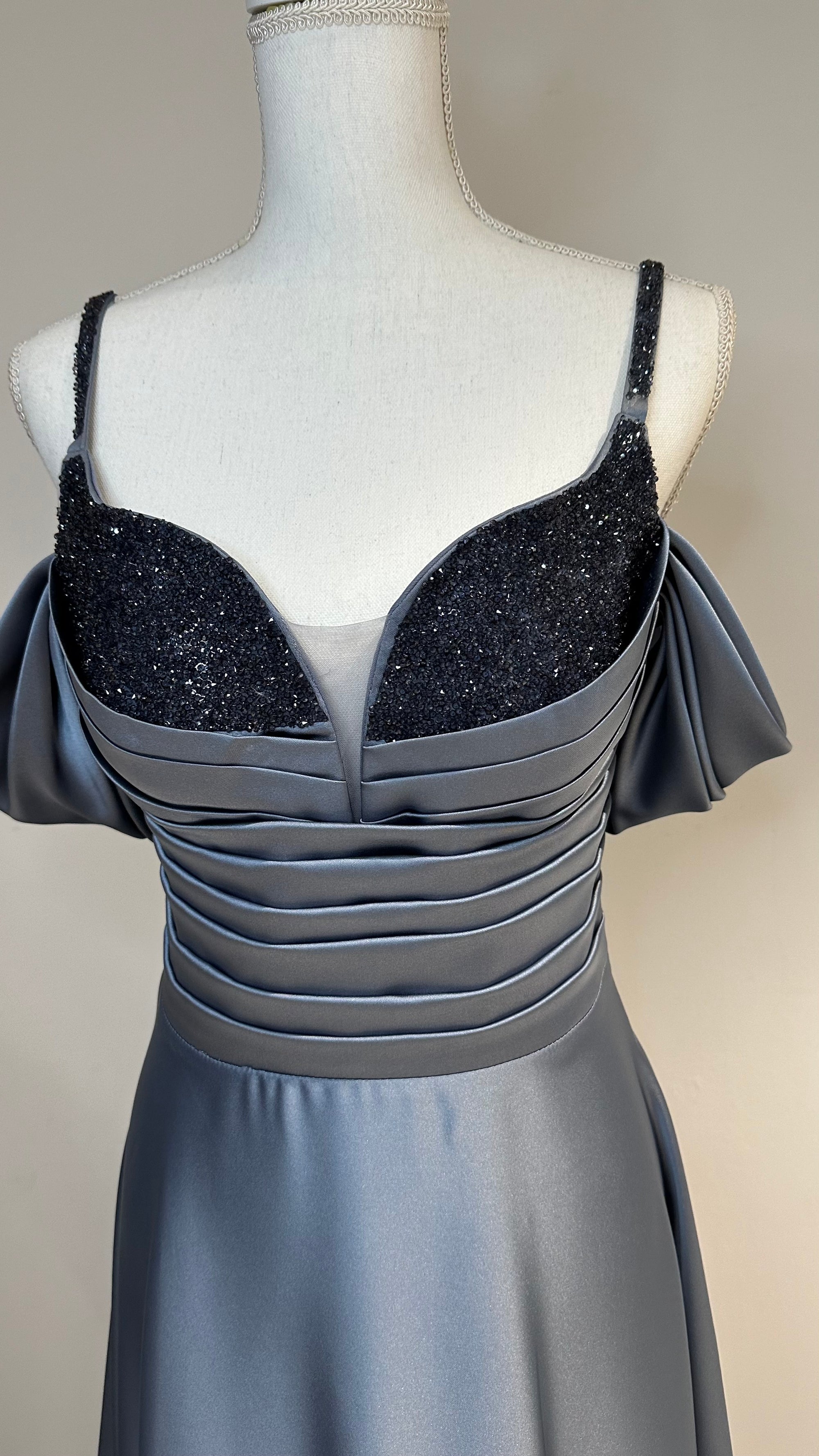 Ferah evening dress in grey - blue