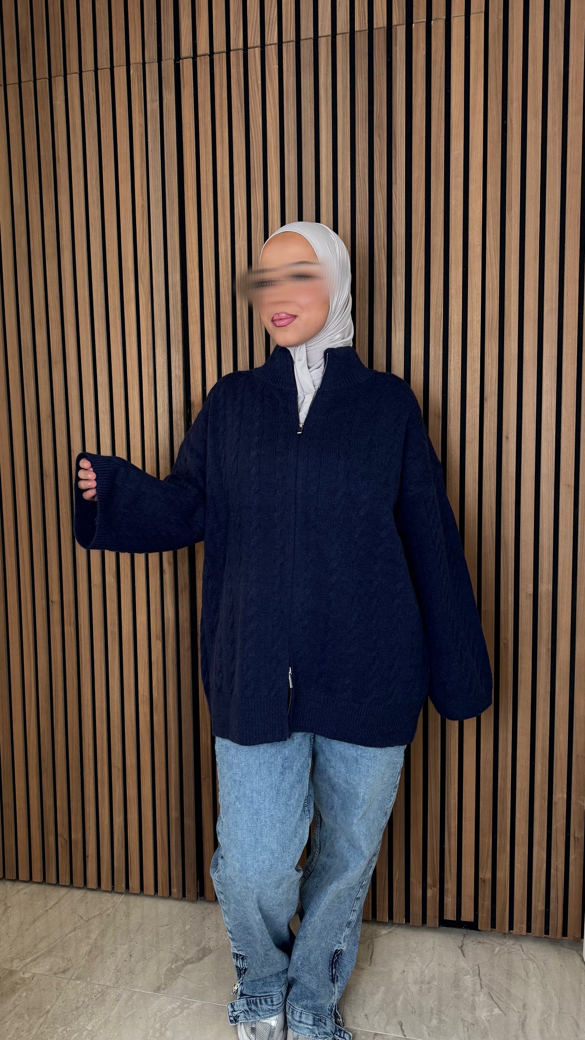 Ilkim Cardigan mit Zopfmuster