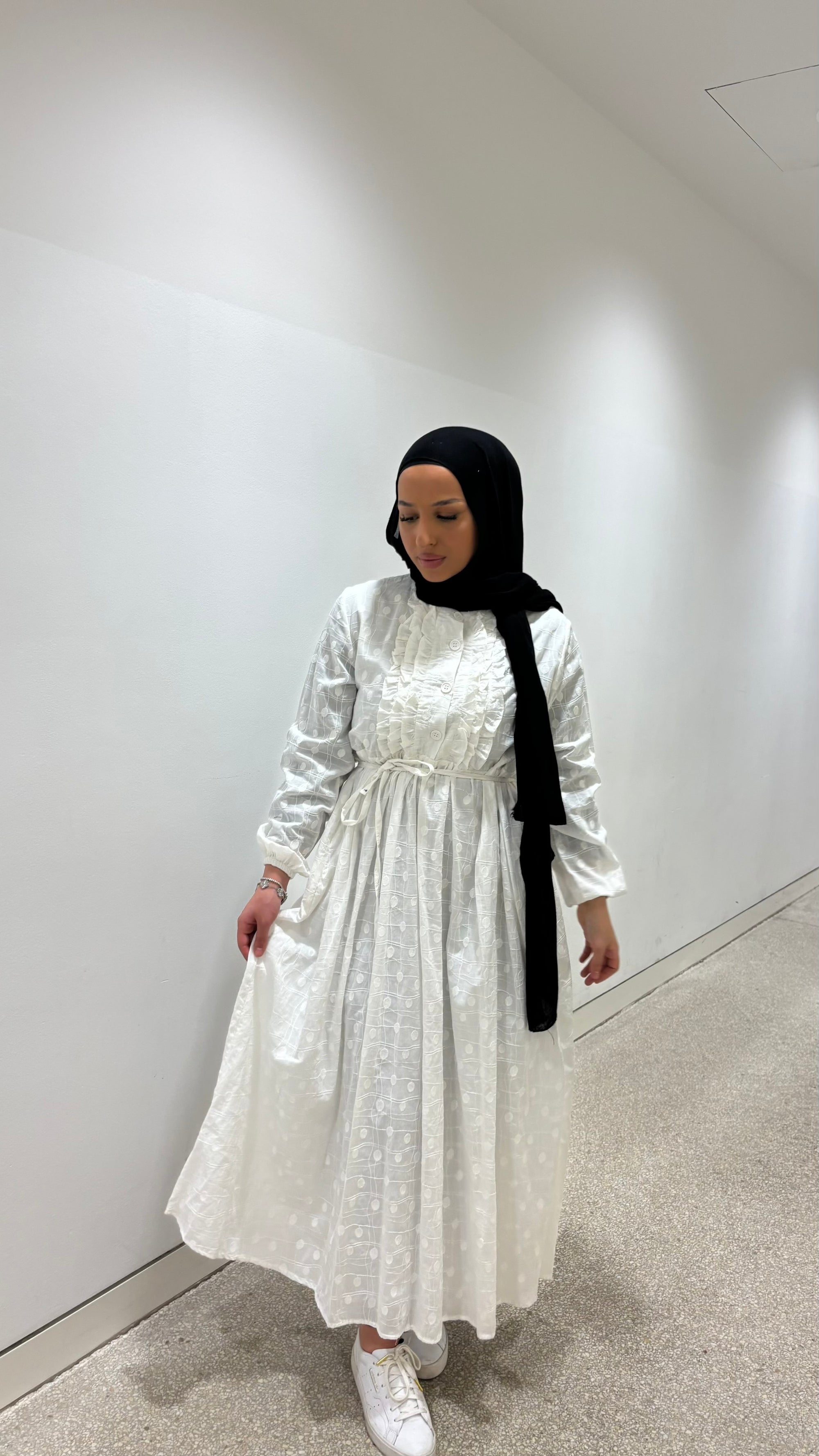 Noura dress in white