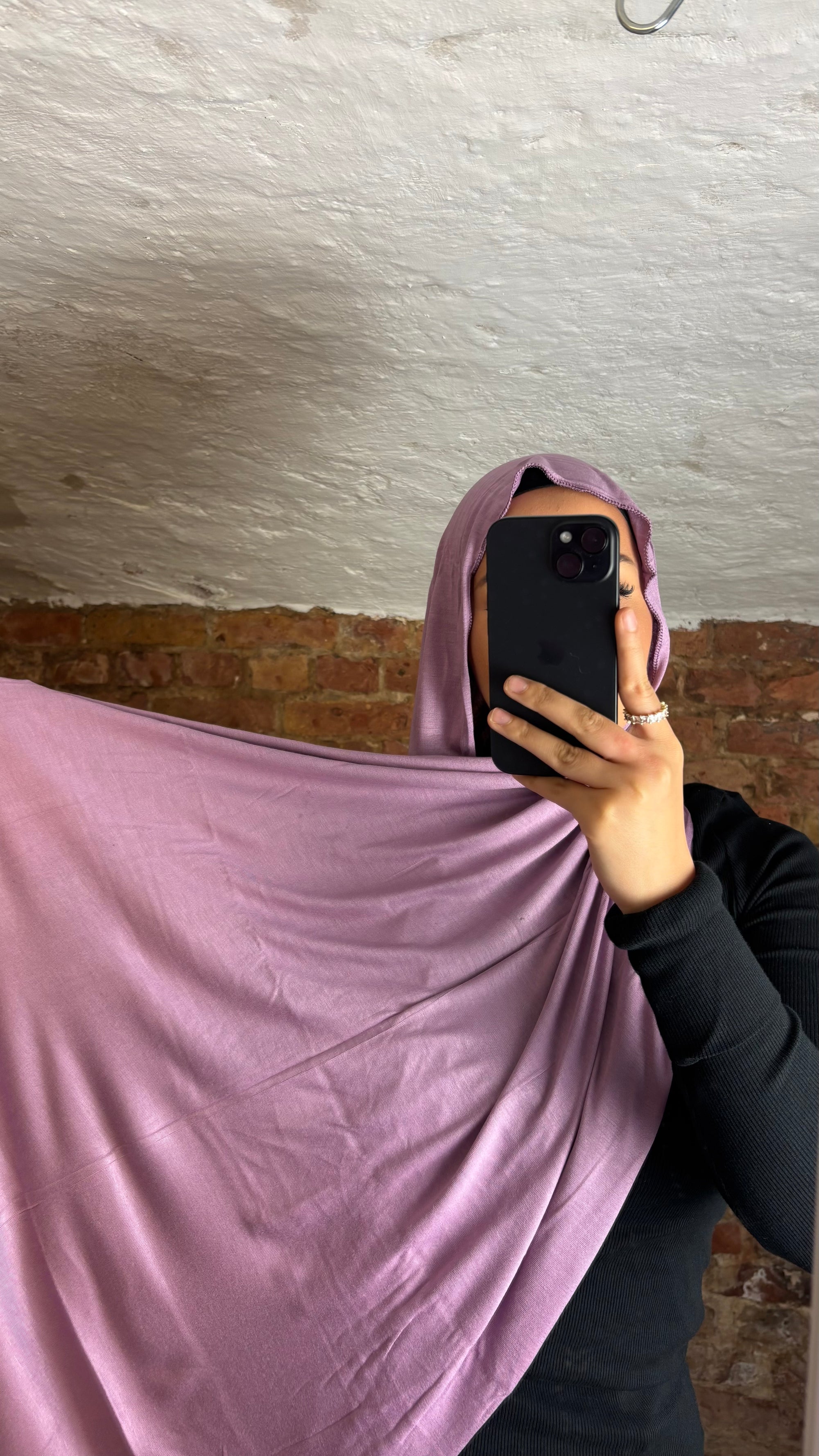 Armine jersey hijab in purple-pink