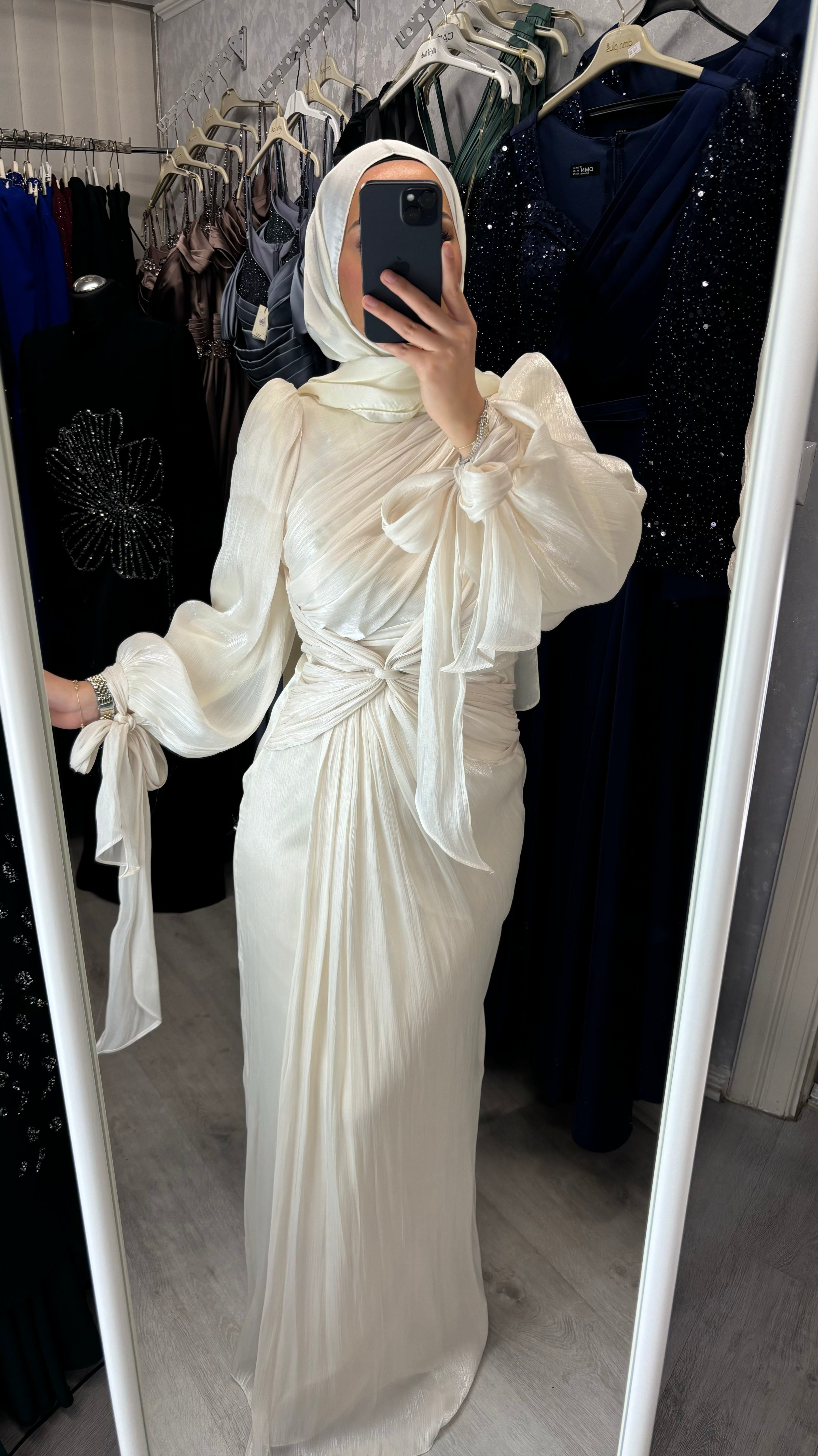 Alya Abendkleid in creme