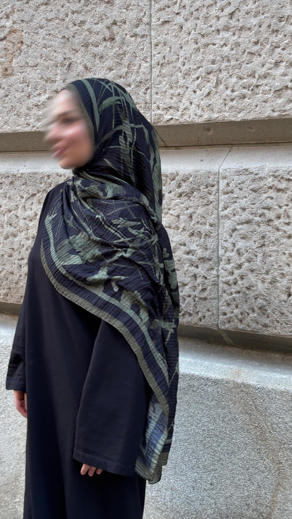 Rosalie Hijab in Schwarz/Grün