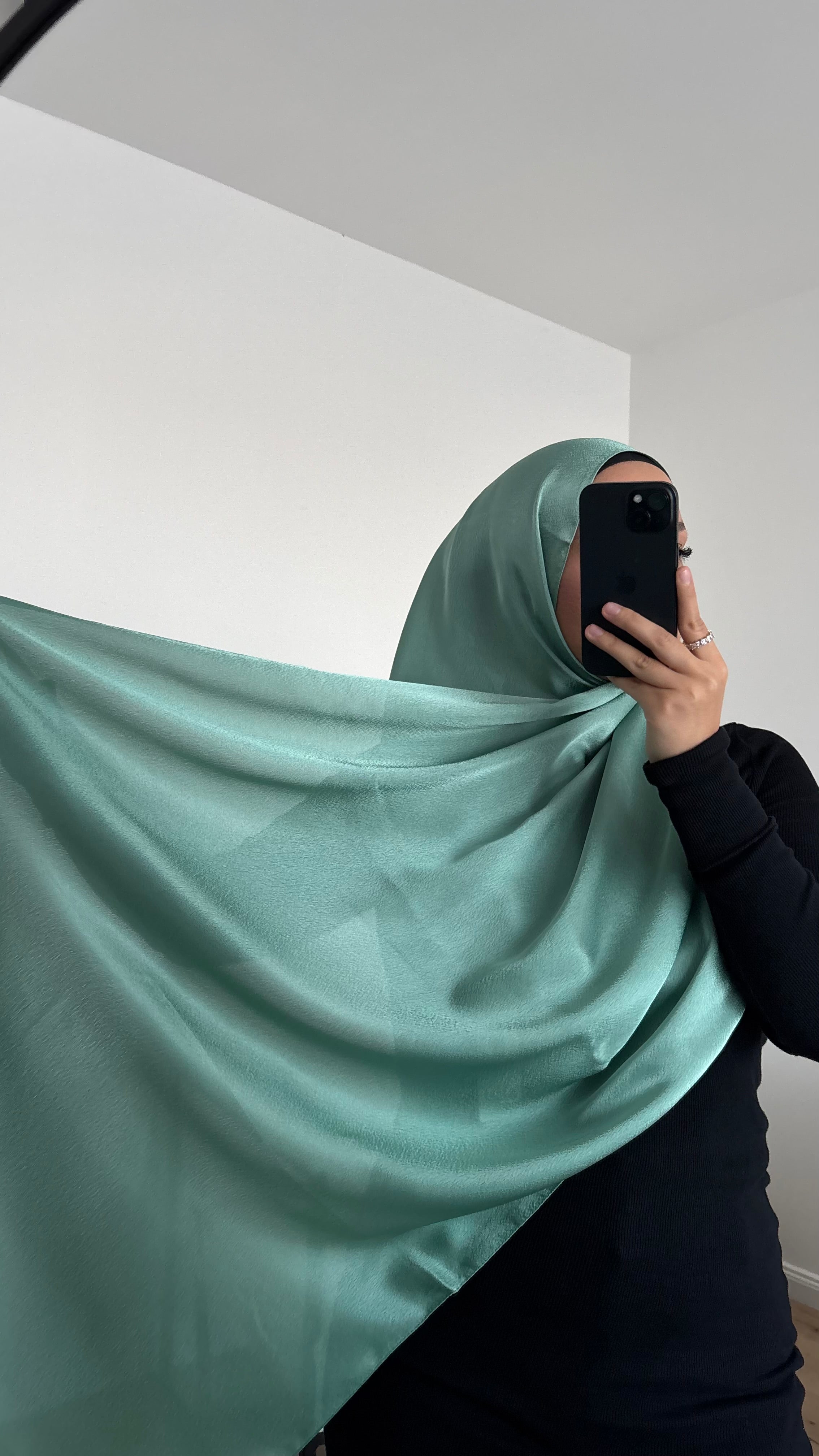 Janjan Hijab in Türkis