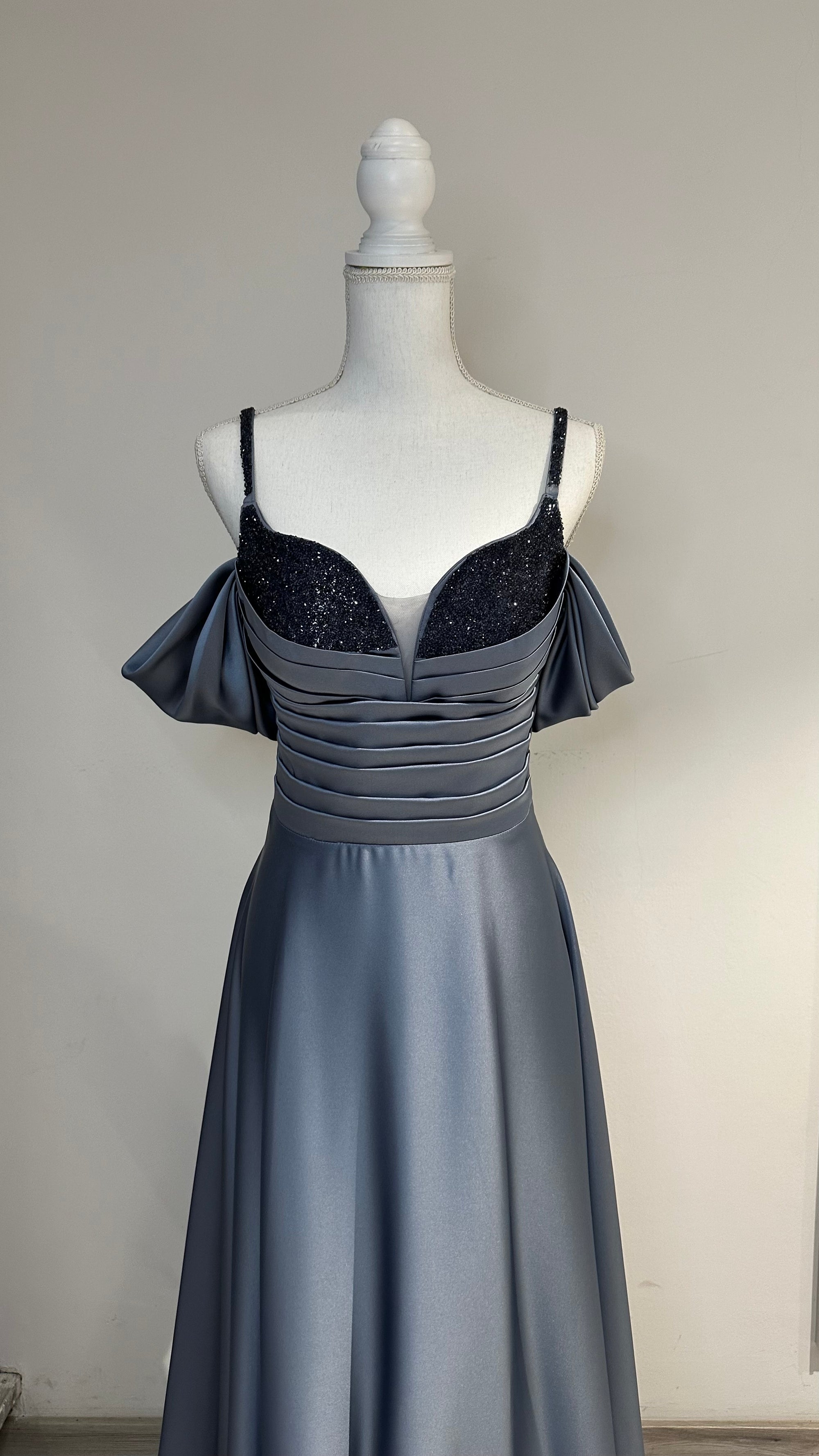 Ferah evening dress in grey - blue