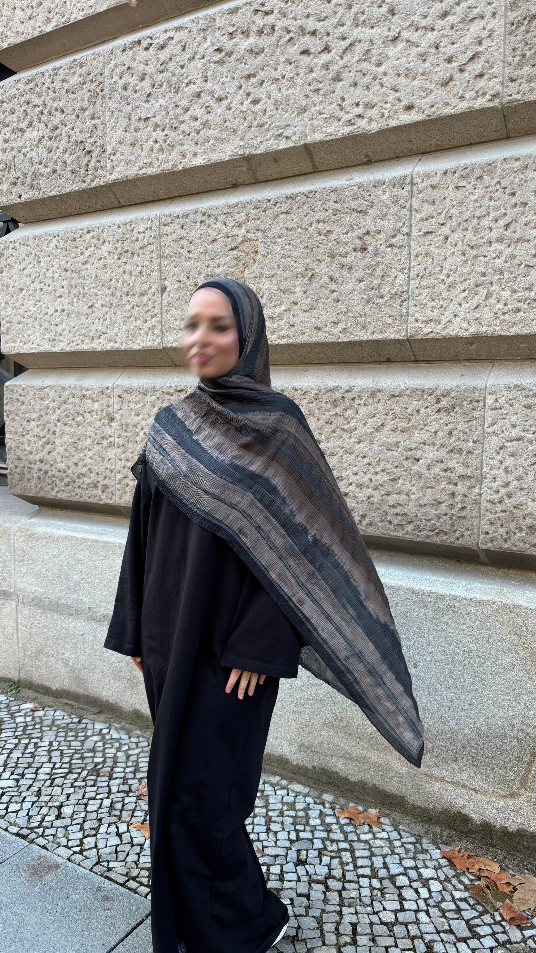 Serena Hijab in Schwarz/Grau