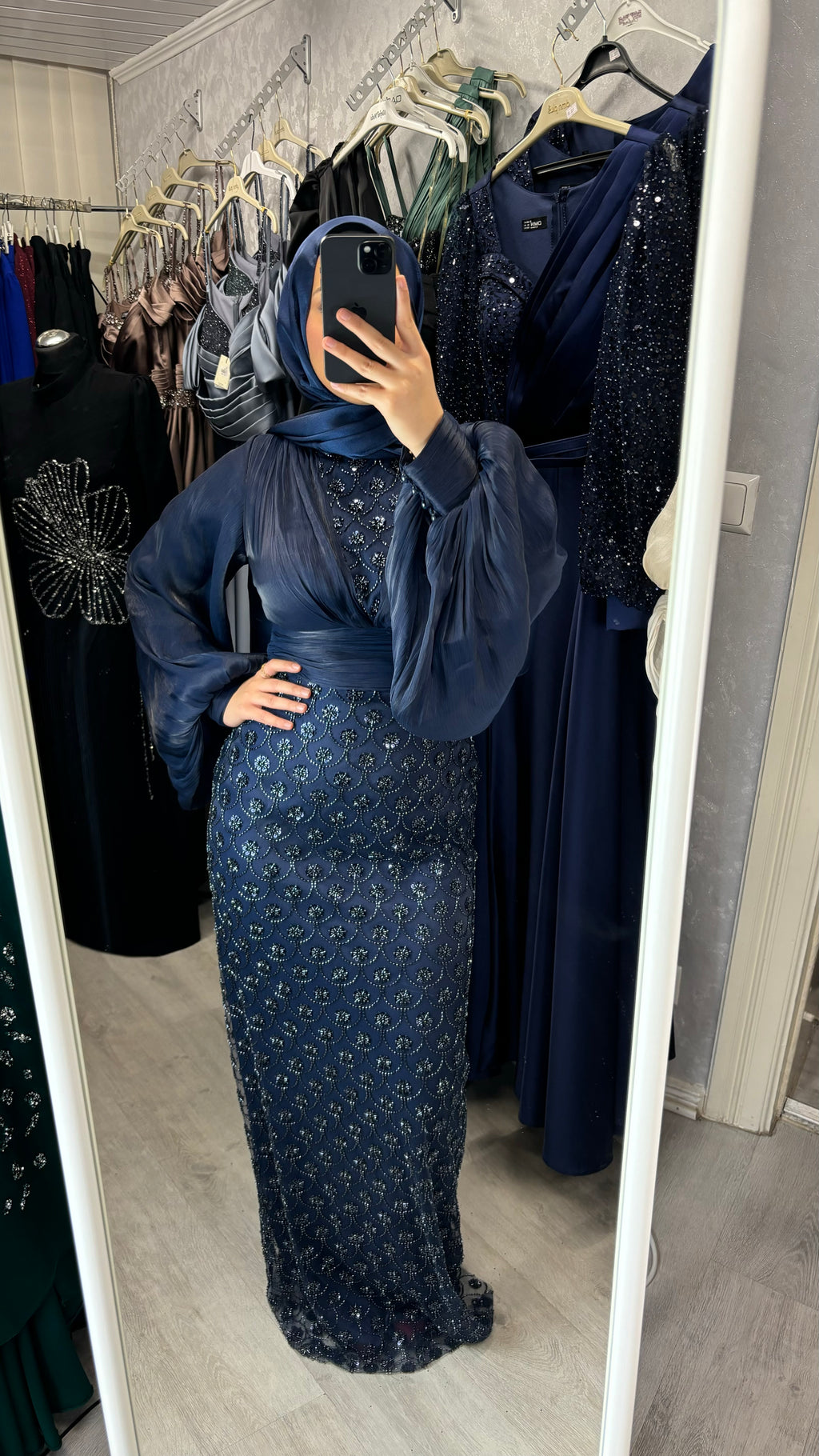 Elay evening dress in navy blue
