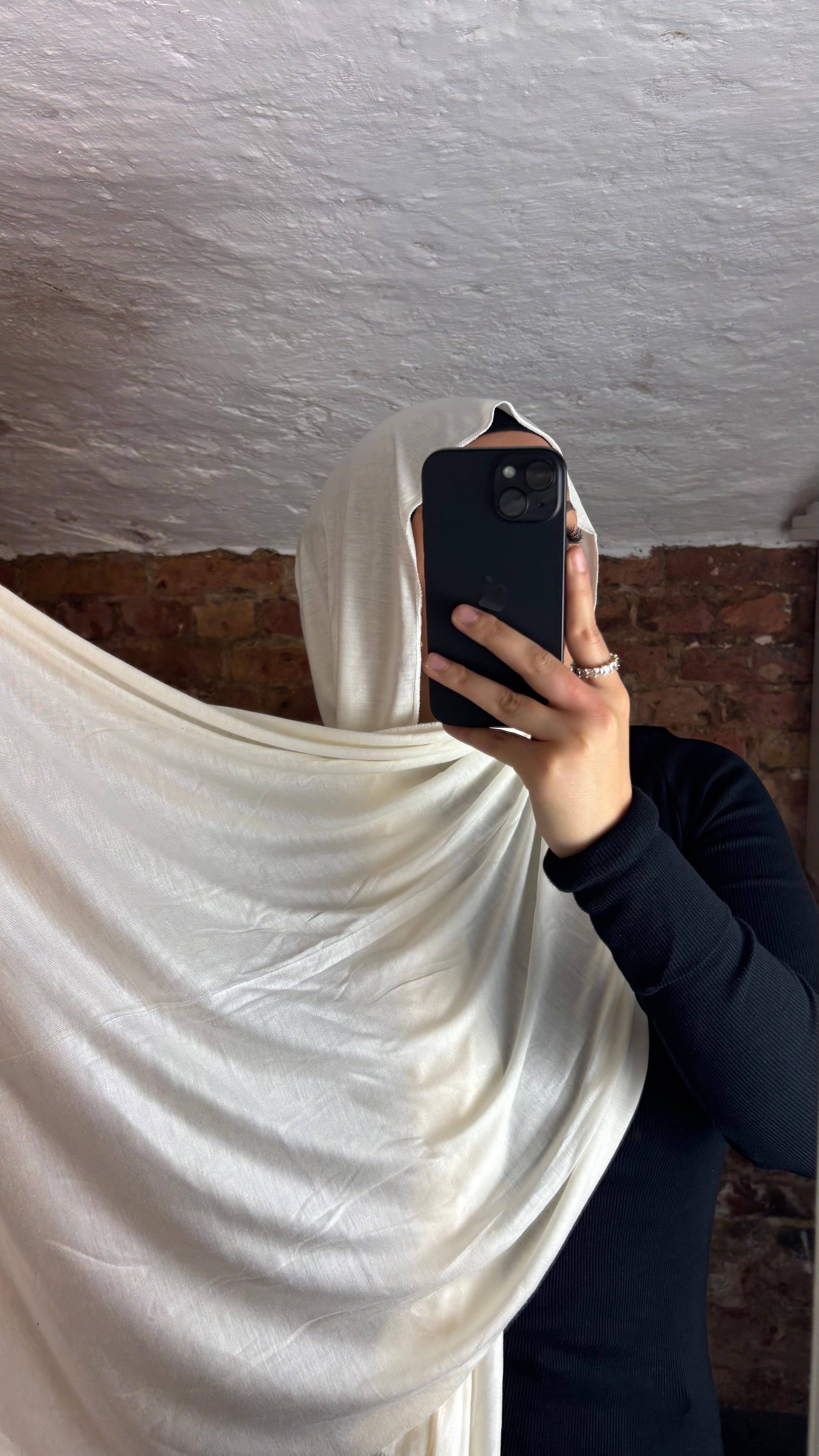 Armine Jersey Hijab in Creme