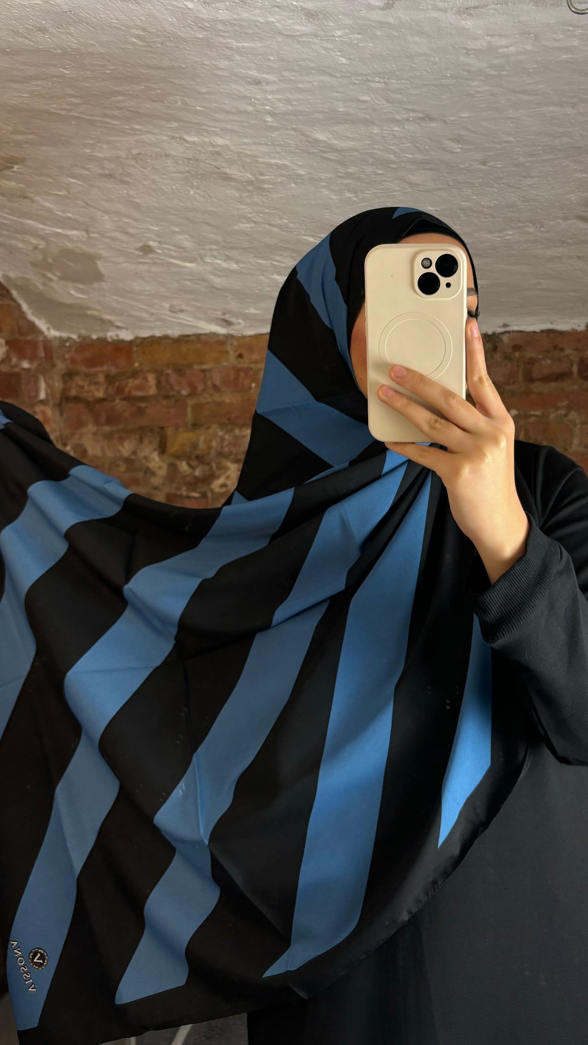 VISSONA scarf