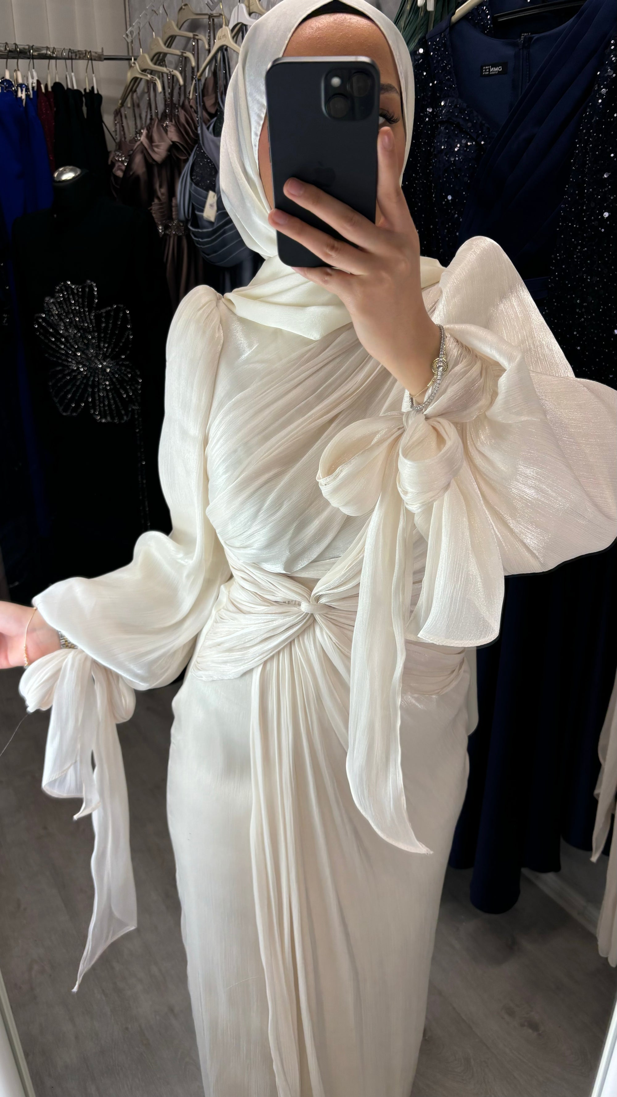 Alya Abendkleid in creme