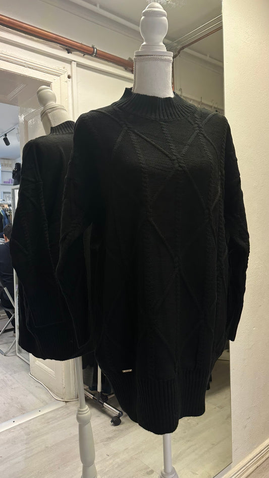 ARMINE STRICK PULLOVER IN SCHWARZ