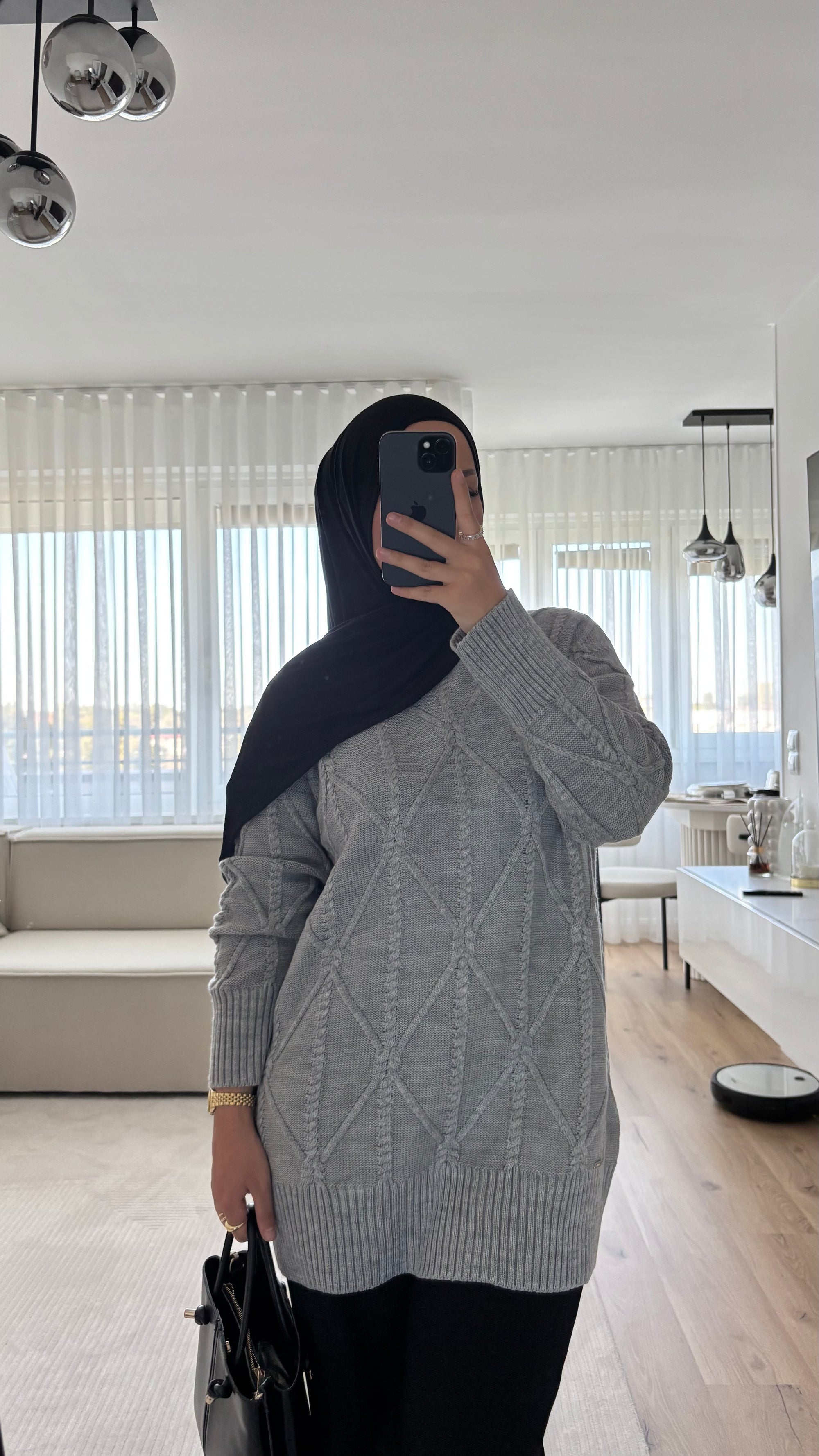 Liora Pullover