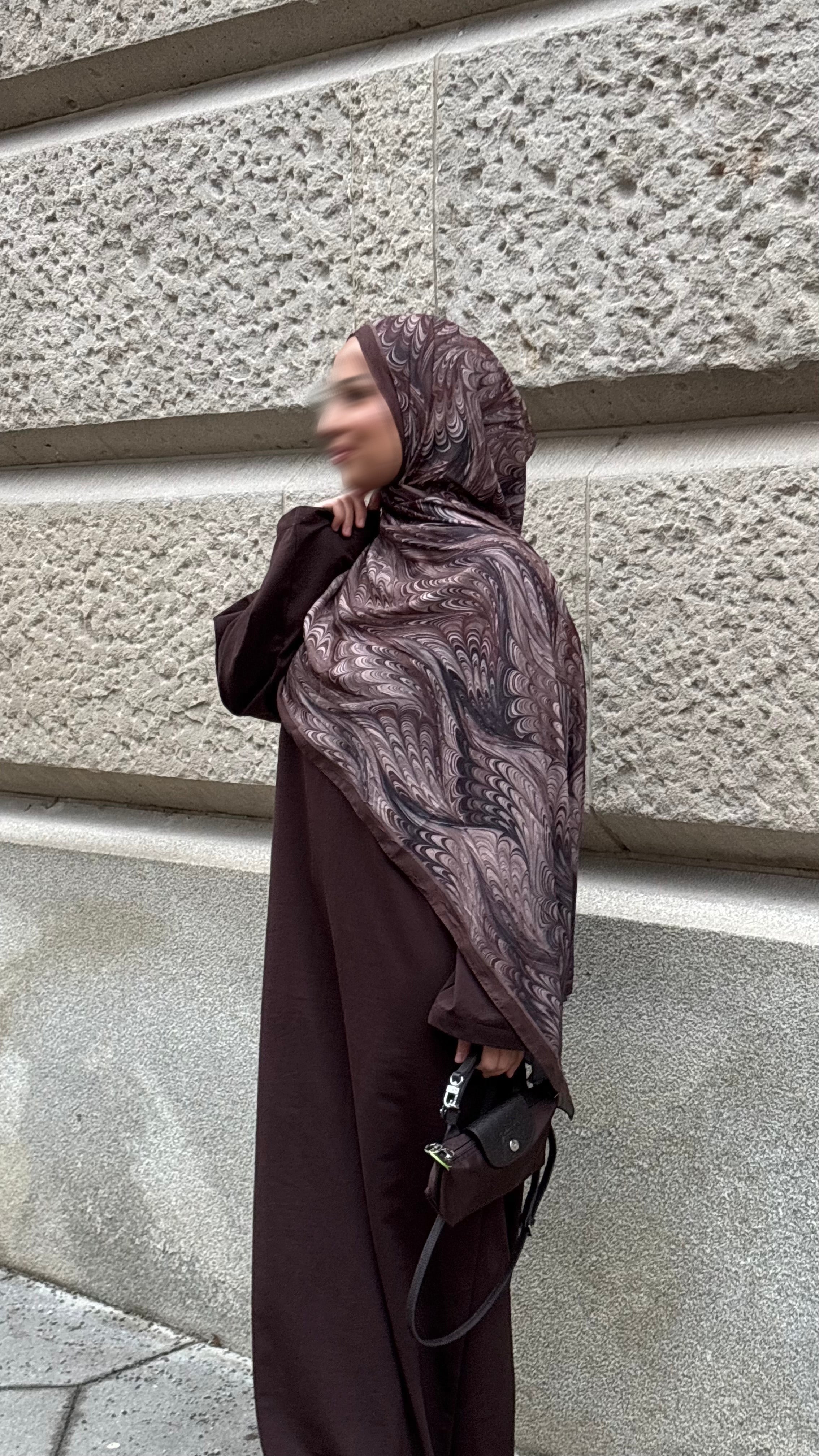 Ava Hijab in Braun