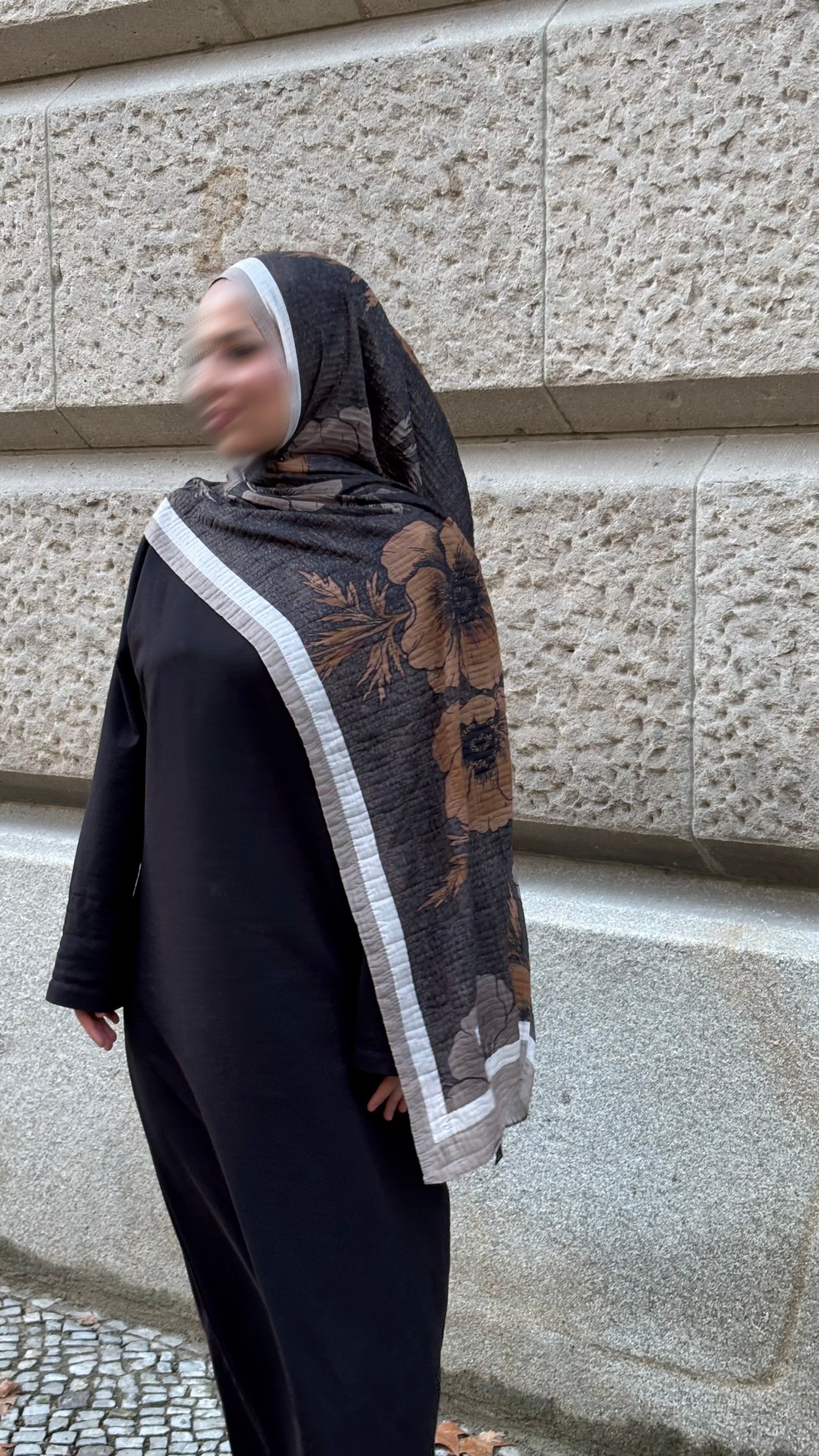 Rosea Hijab in Braun/Beige