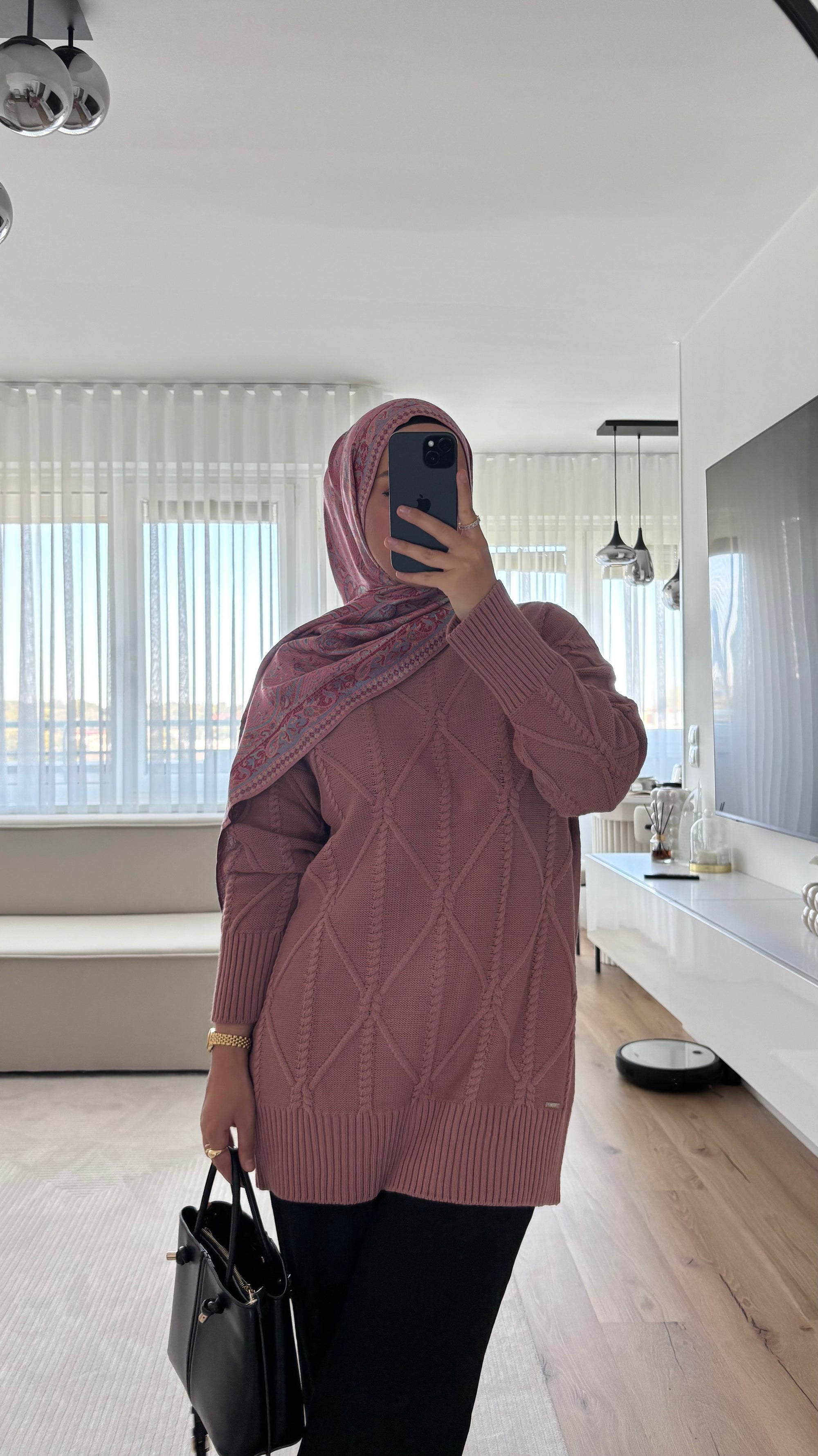 Liora Pullover