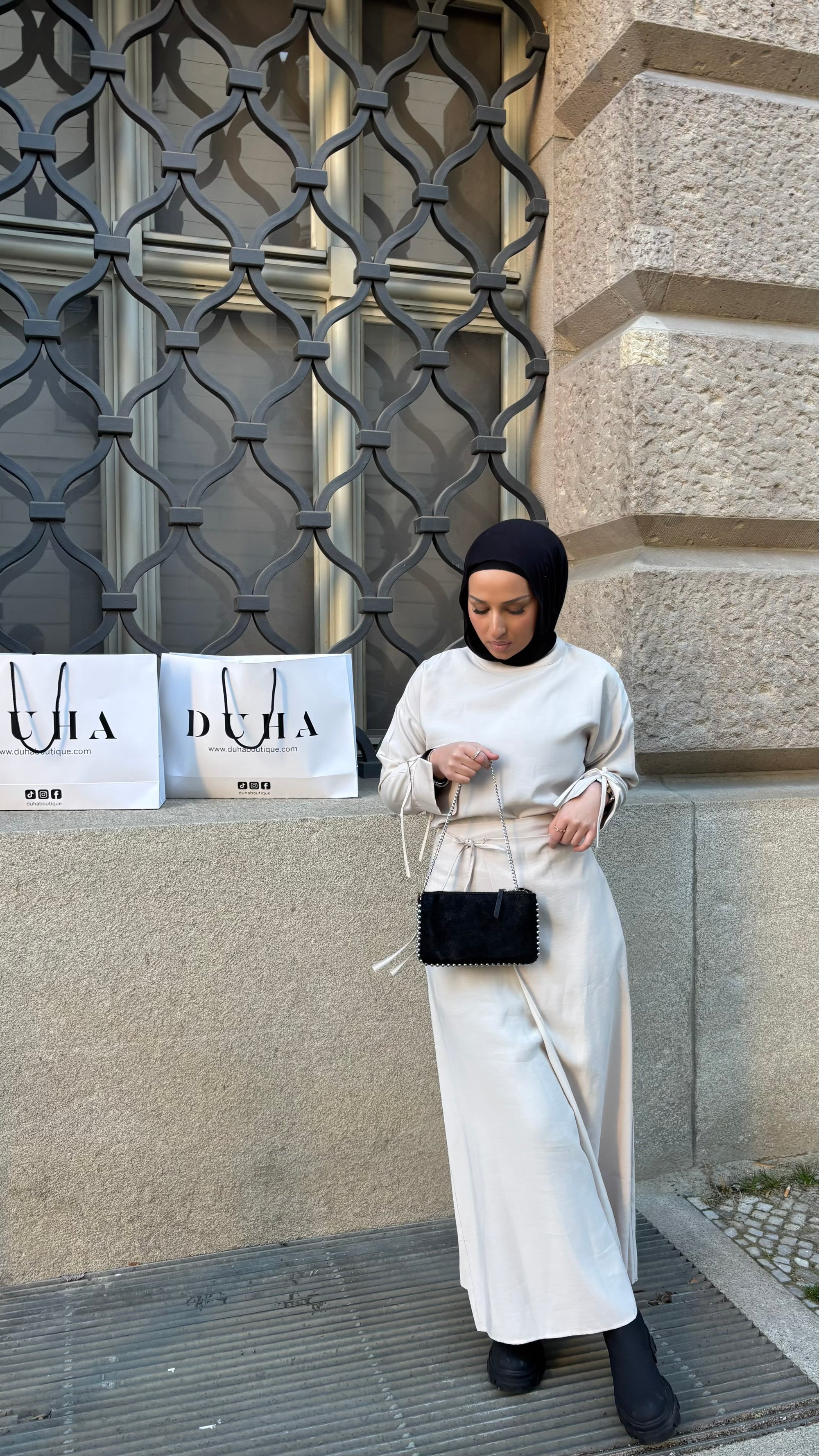 Dania set with skirt in beige