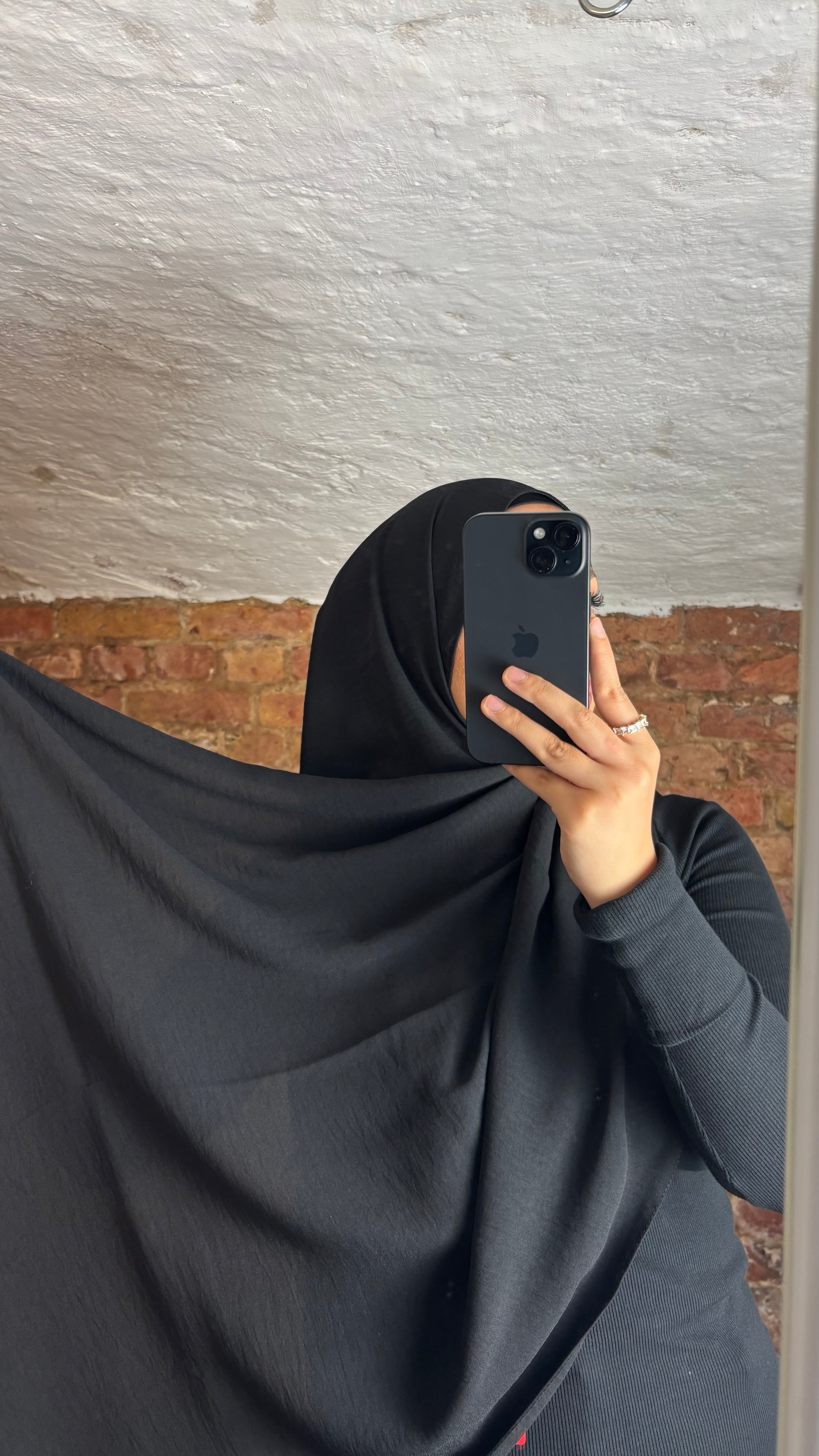 Armine Jazz Hijab in Schwarz