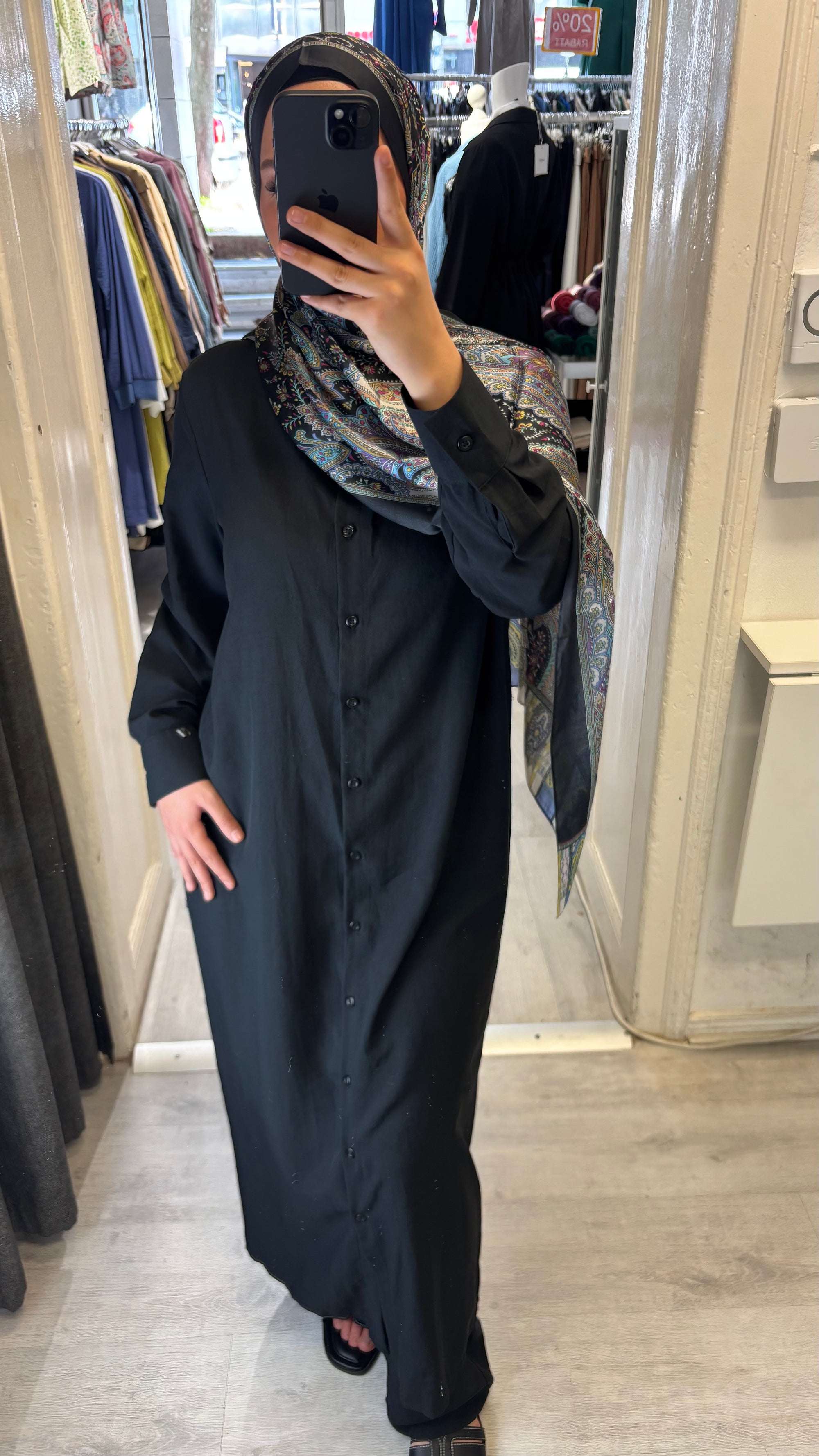 Armine set with trousers in black