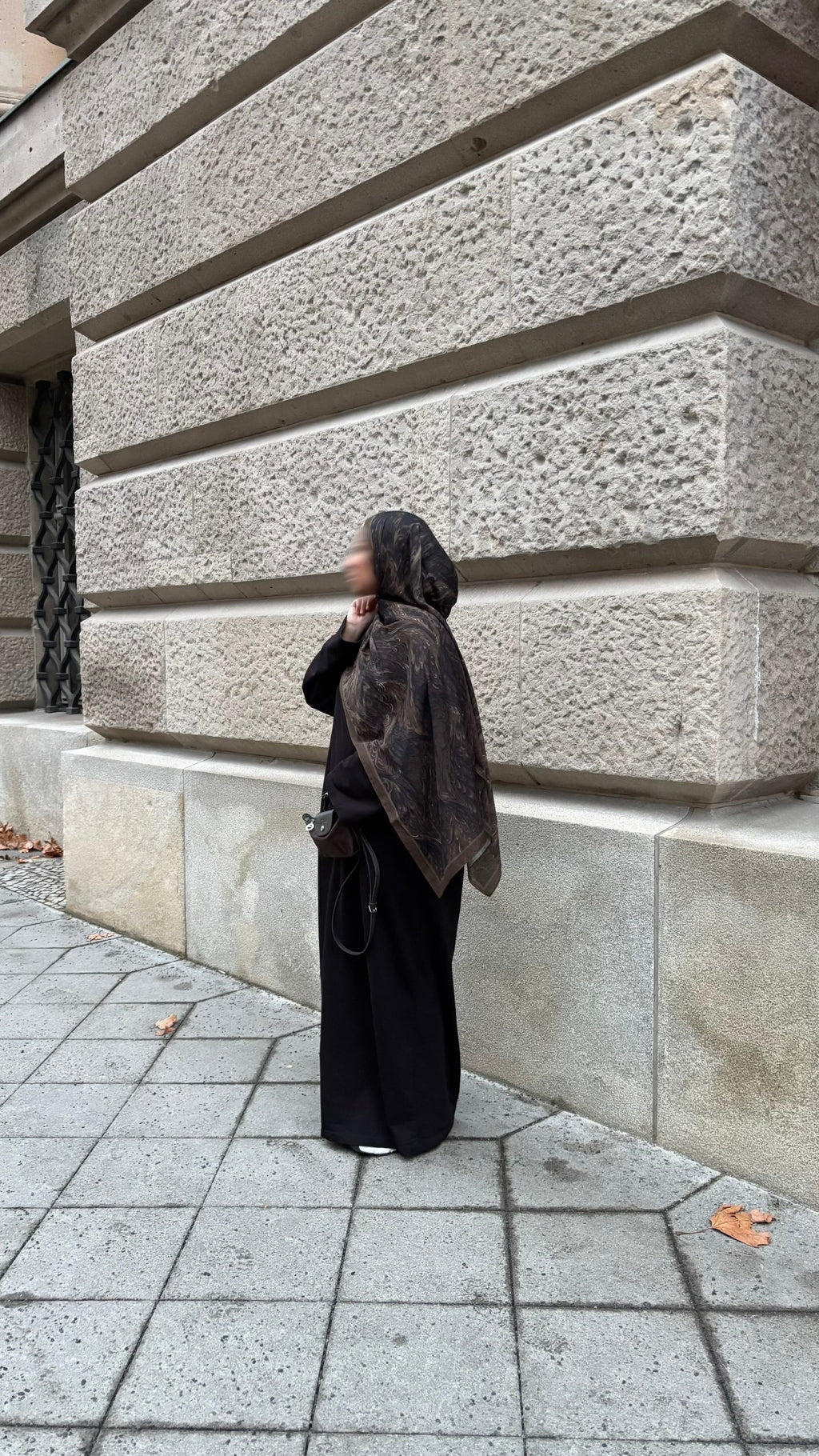 Ava Hijab in Khaki/Schwarz