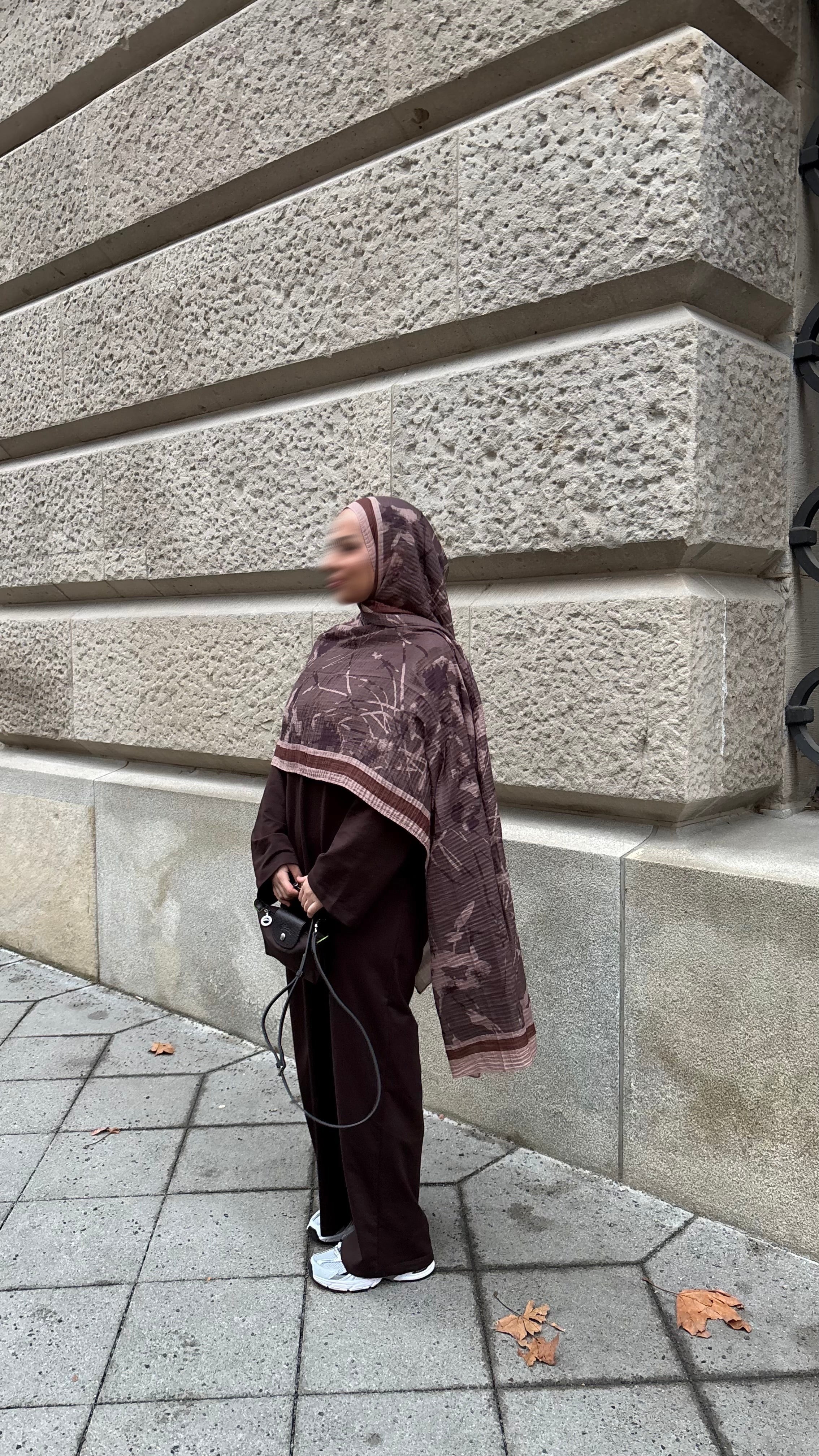 Rosalie Hijab in Braun/Camel