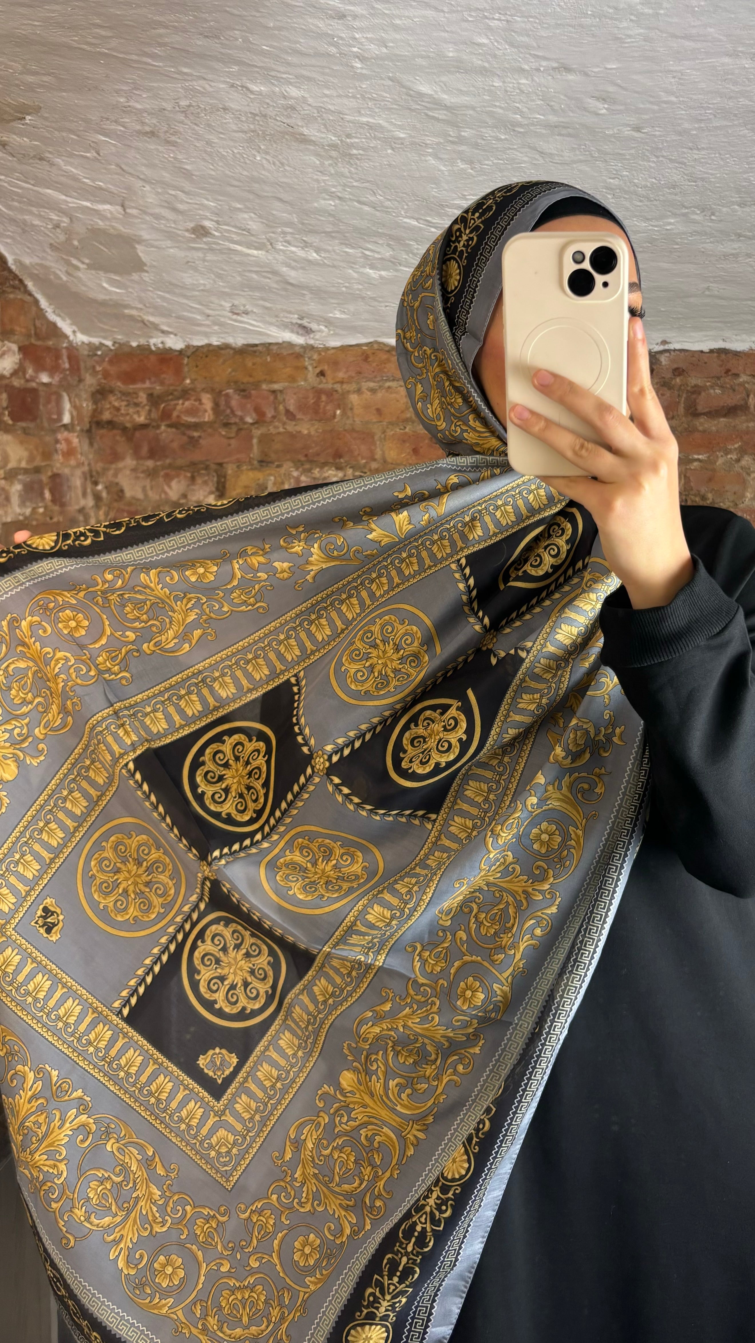 Soft Bohème Hijab in Dark Grey