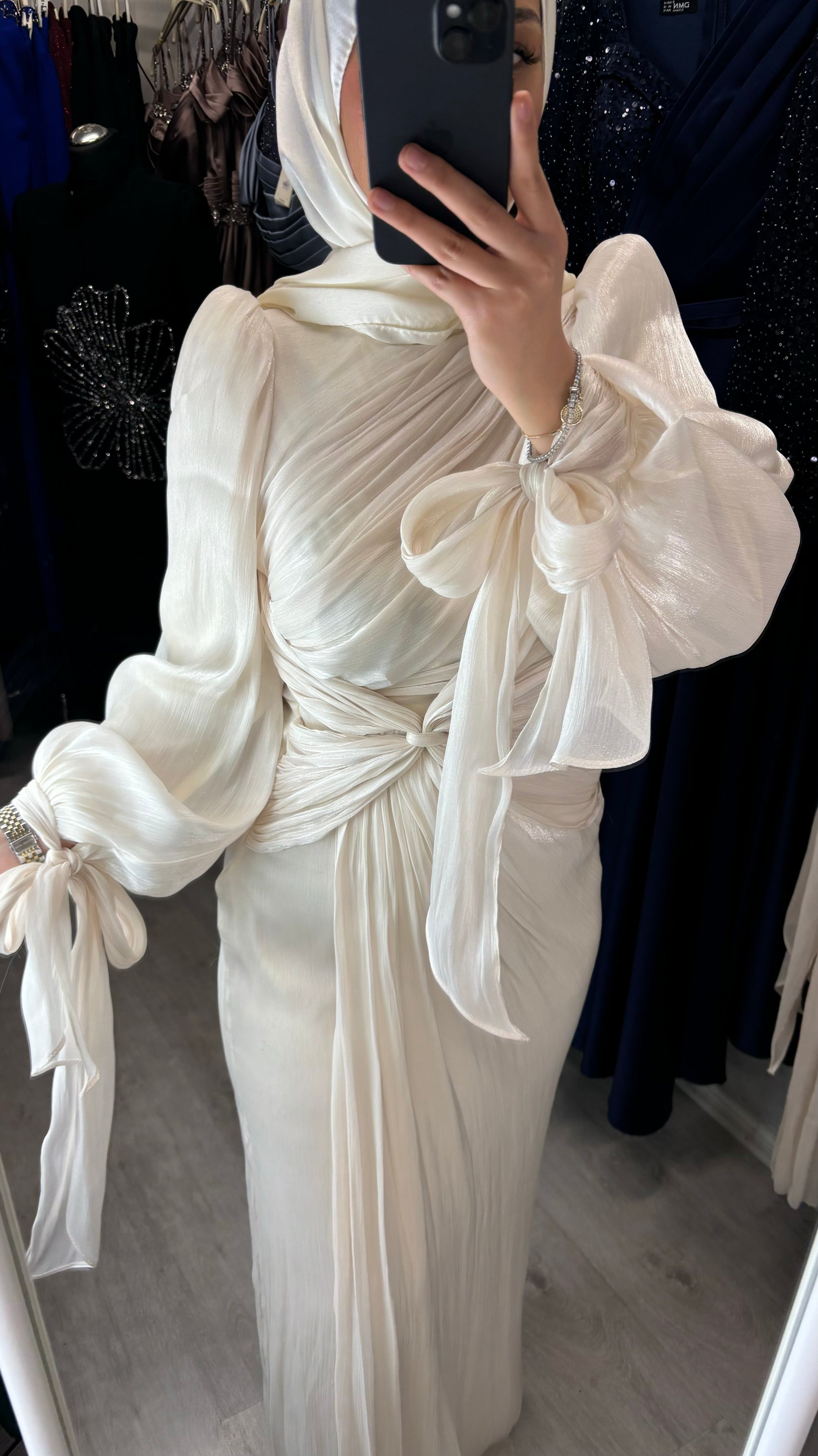 Alya Abendkleid in creme
