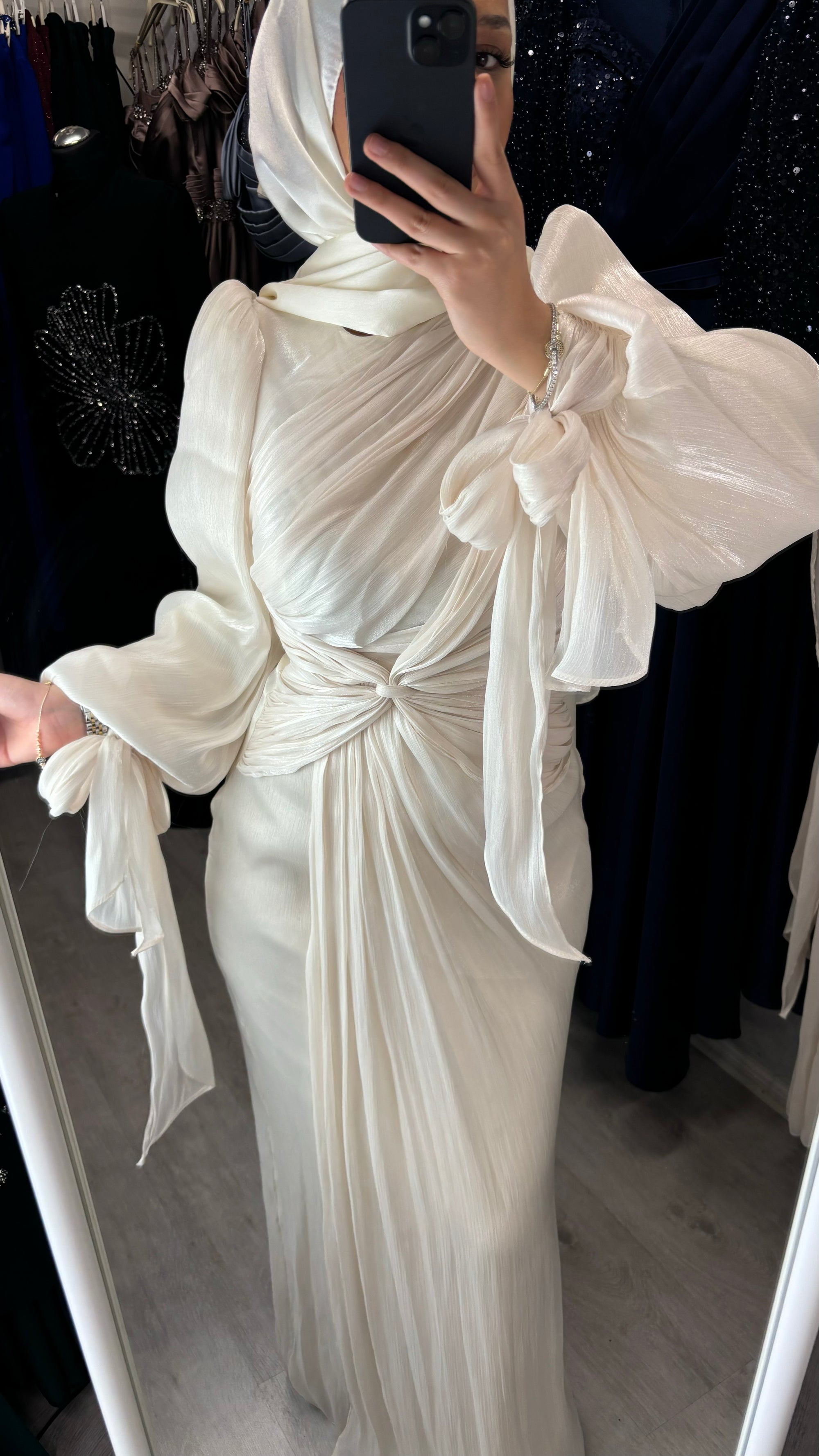 Alya Abendkleid in creme