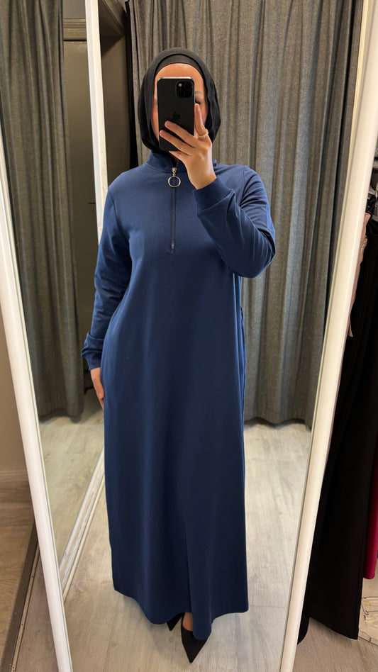 KLEID MIT REISSVERSCHLUSS AM KRAGEN IN BLAU