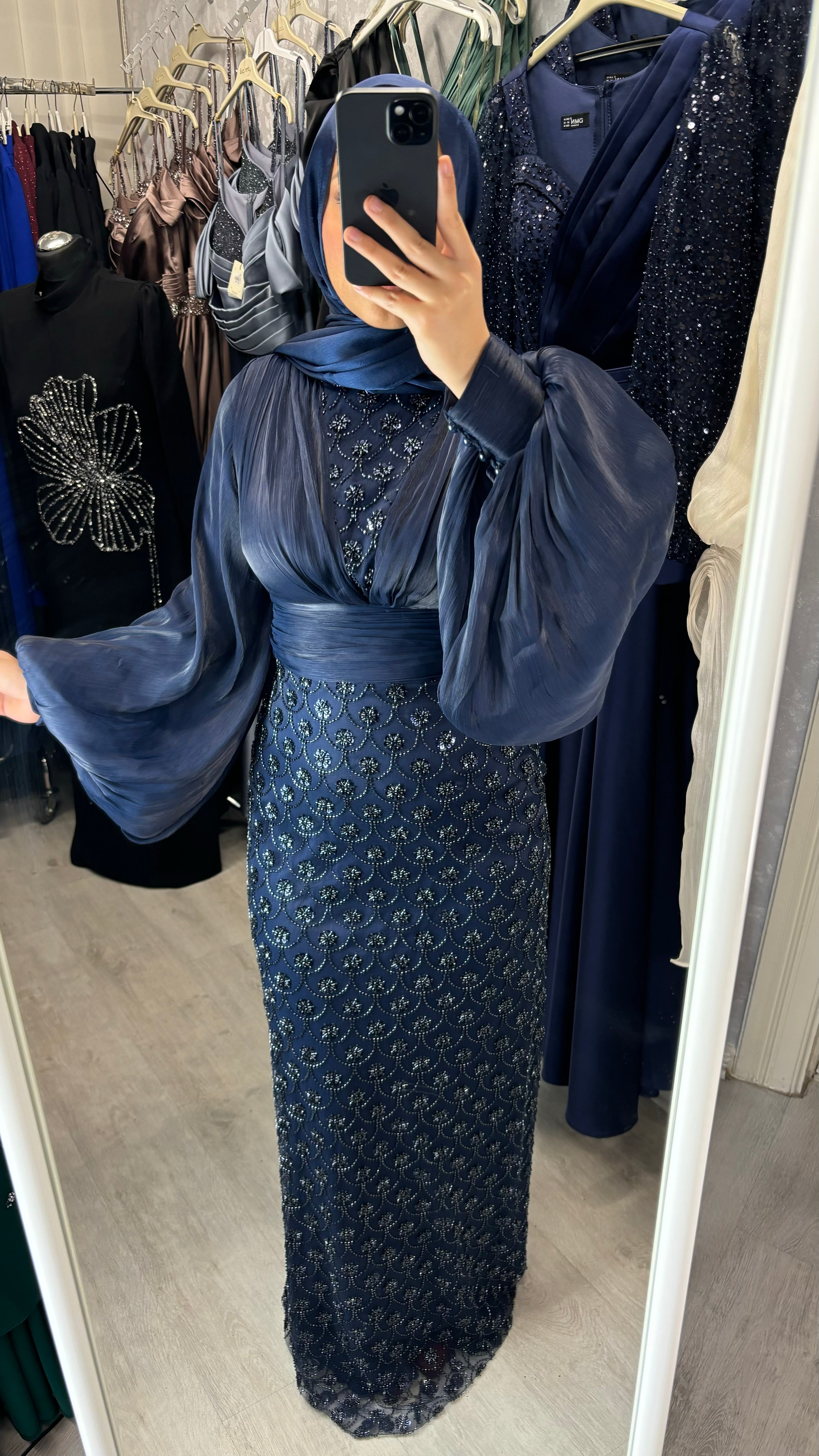 Elay evening dress in navy blue