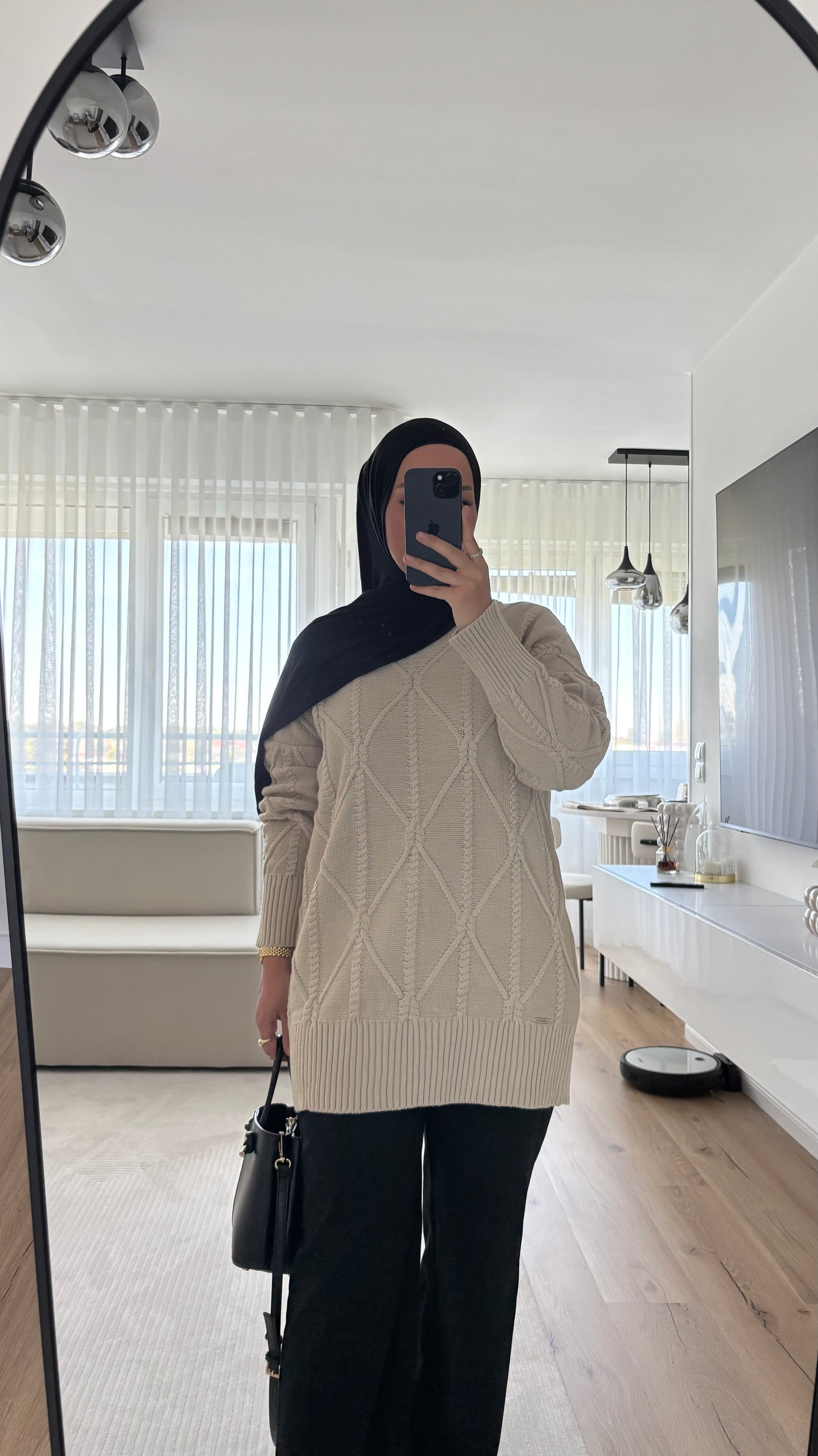 Liora Pullover