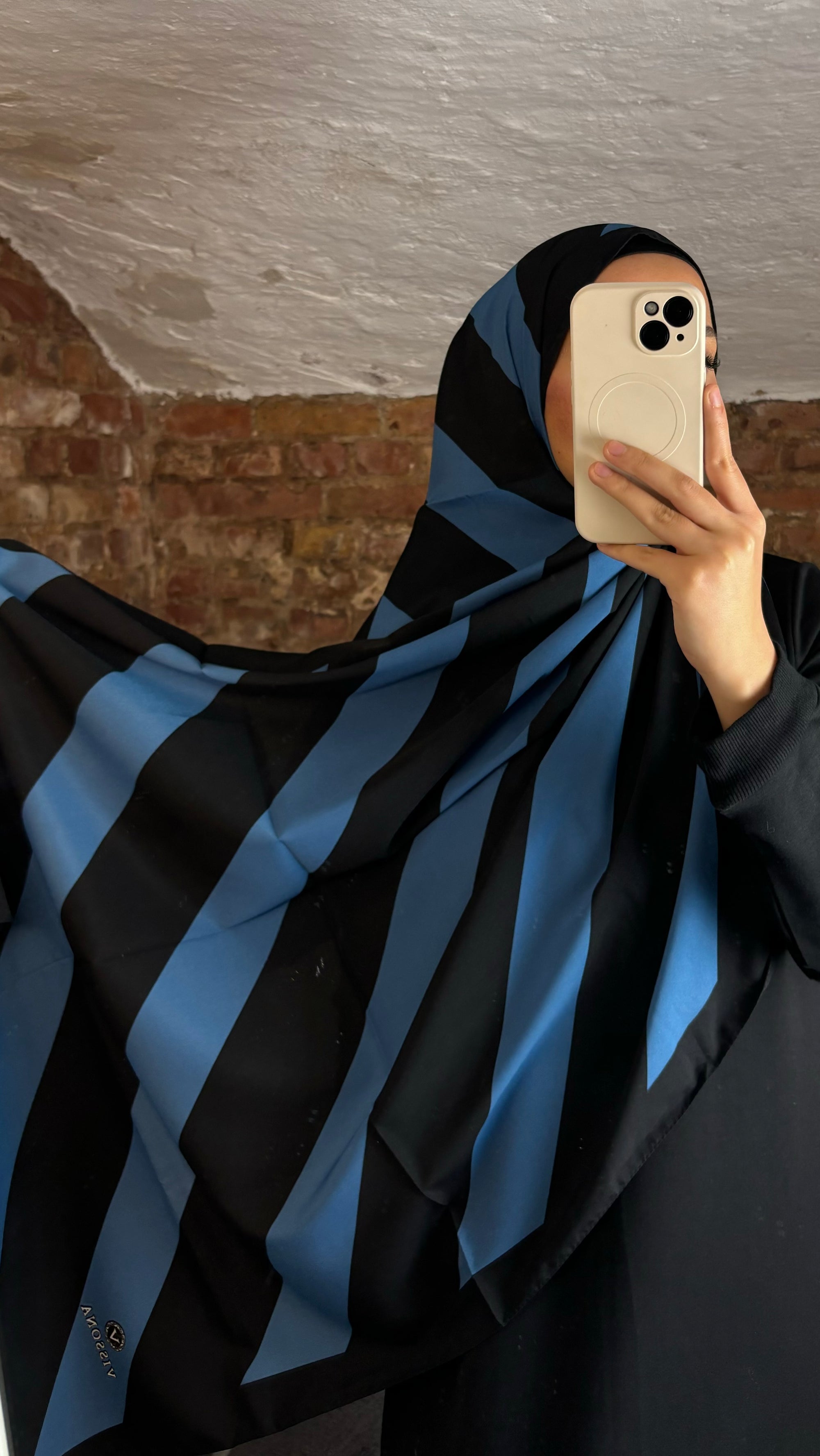VISSONA scarf