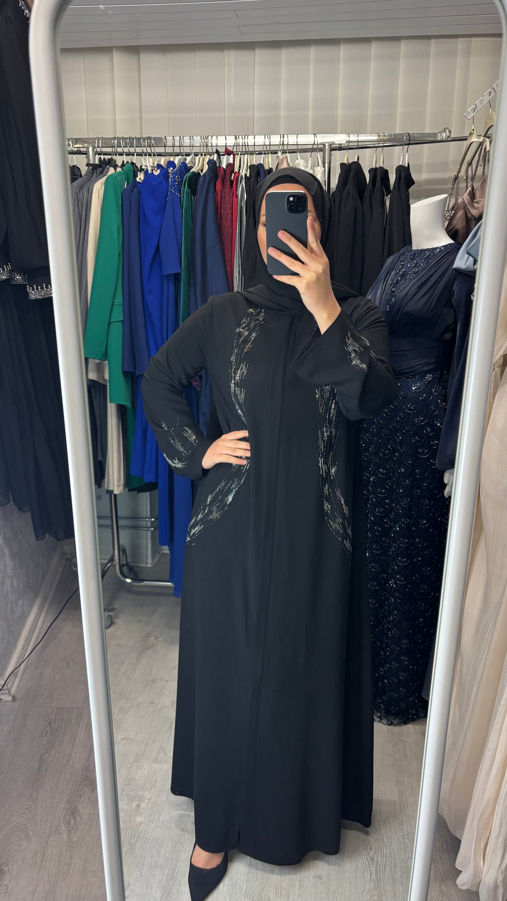 Aimee Armine Abaya