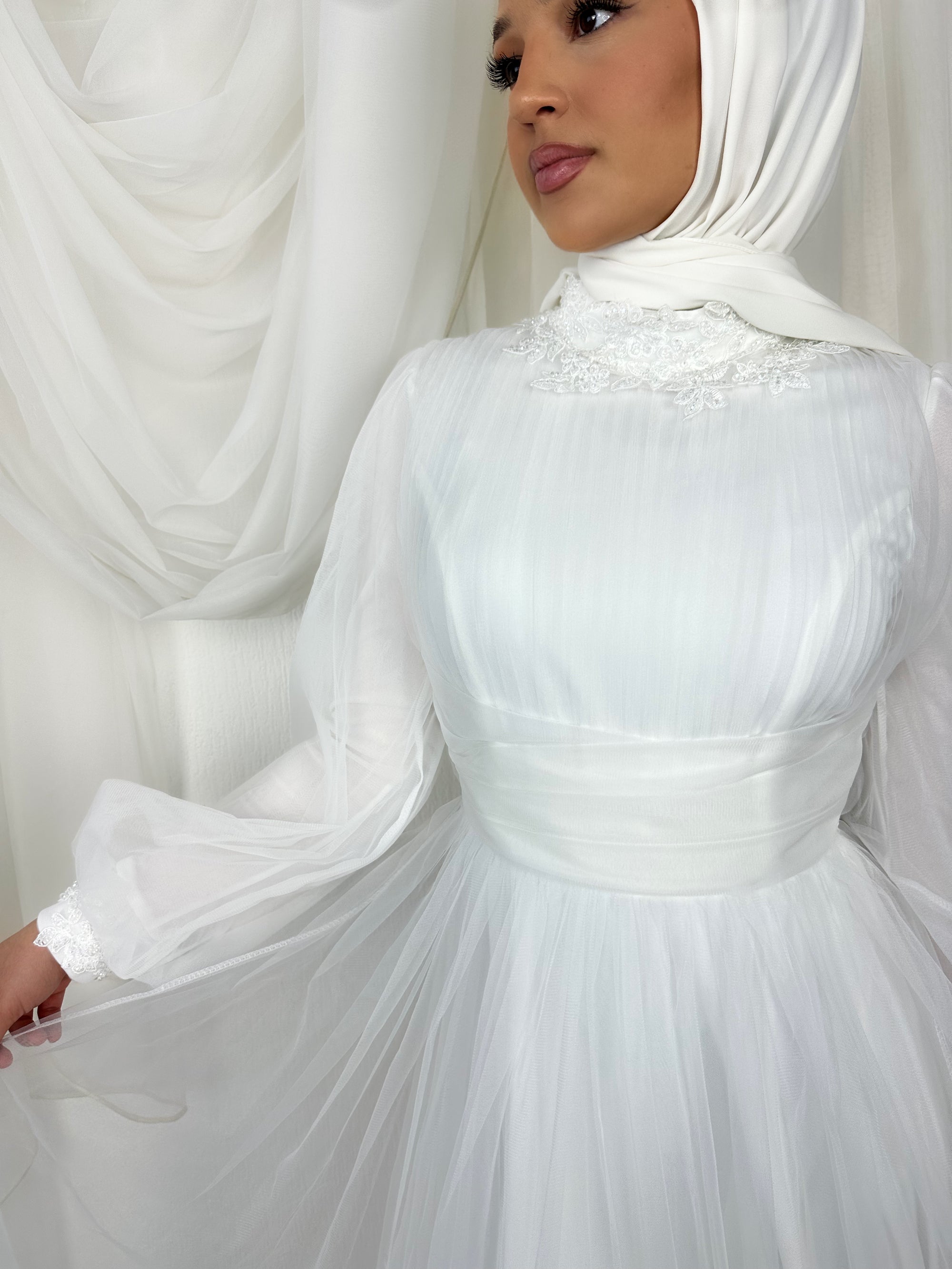Snow tulle dress in white