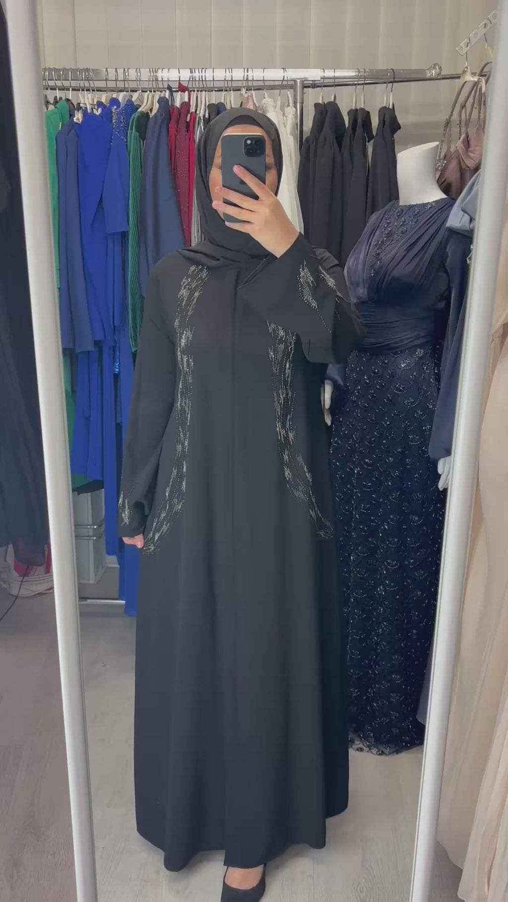 Aimee Armine Abaya