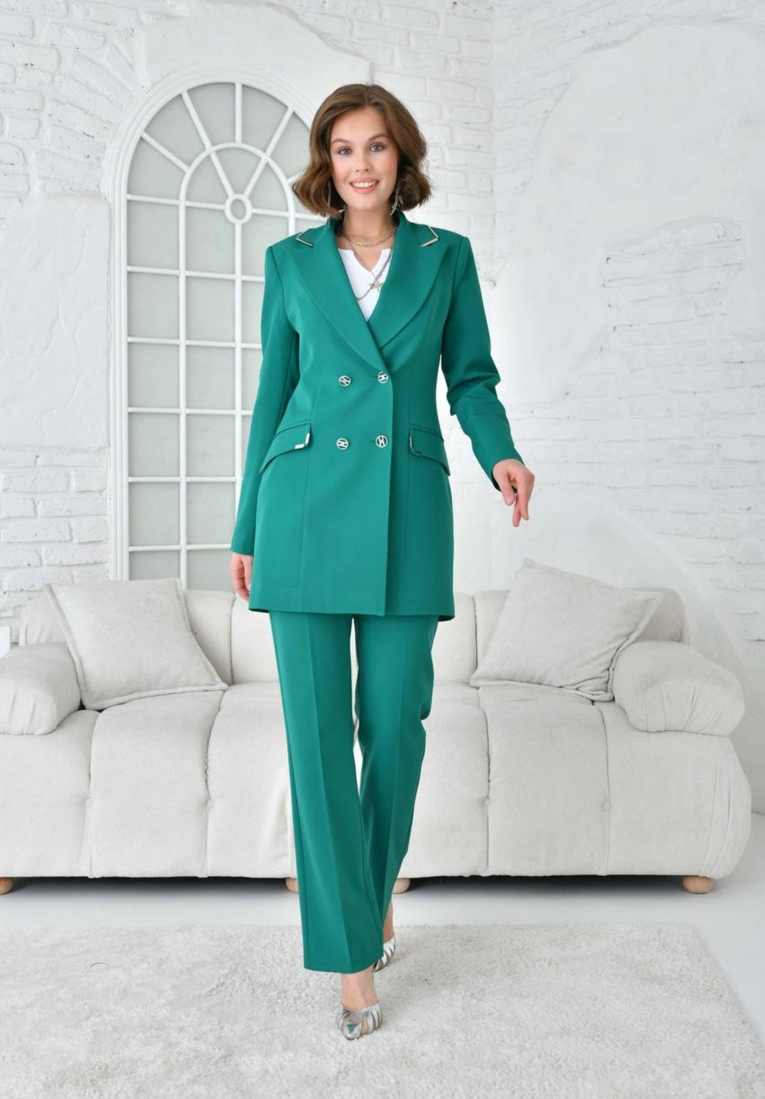 Damla blazer set with trousers